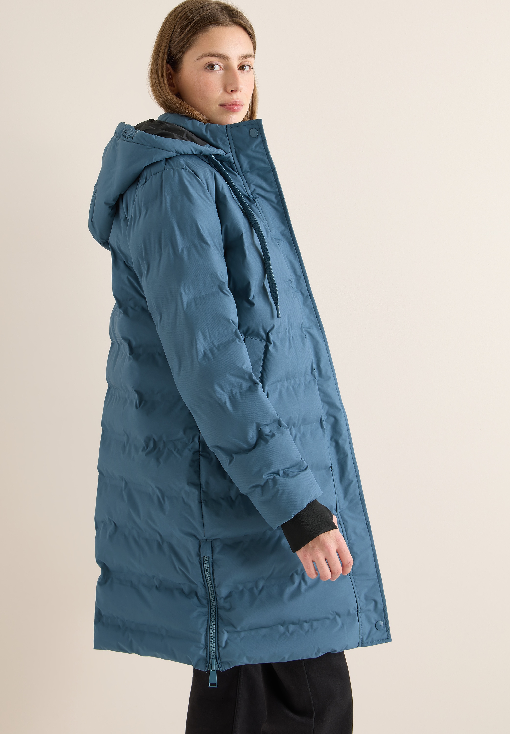 Cecil Steppmantel mit Kapuze