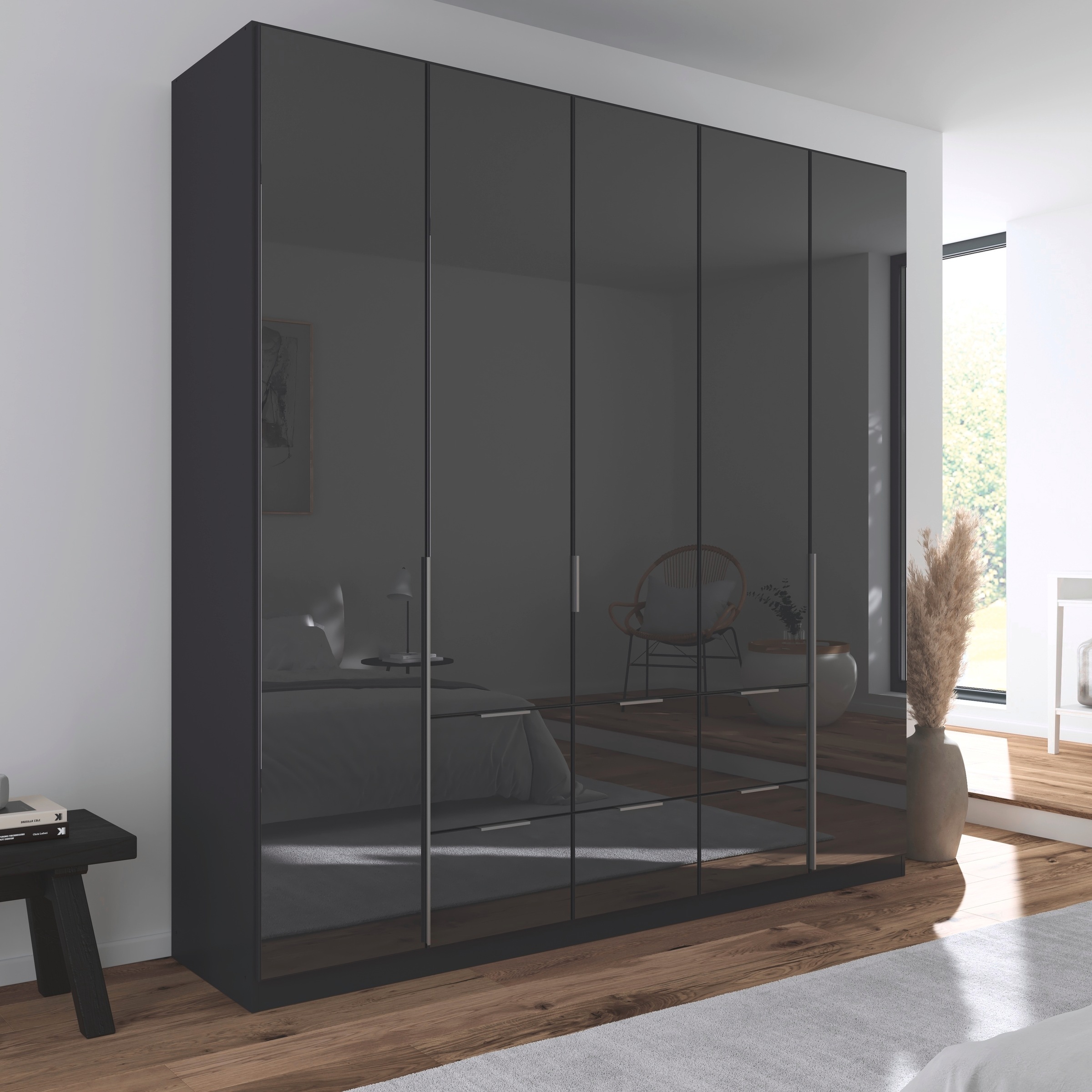rauch Drehtürenschrank »Kleiderschrank Kleiderschränke Schrank Garderobe AGORDO mit Glasfront«, (in zwei Griff-Farben mit Glasfront), mit Außenschubkästen, in 6 Breiten und 2 Höhen MADE IN GERMANY