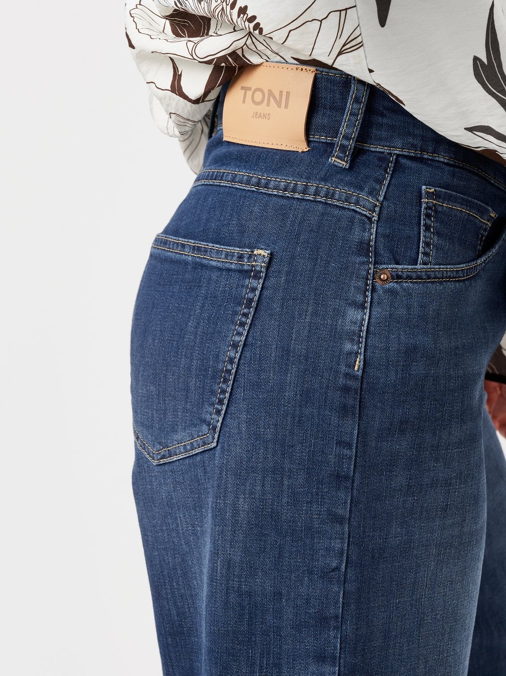 TONI Jeansbermudas aus softem Sommer-Denim