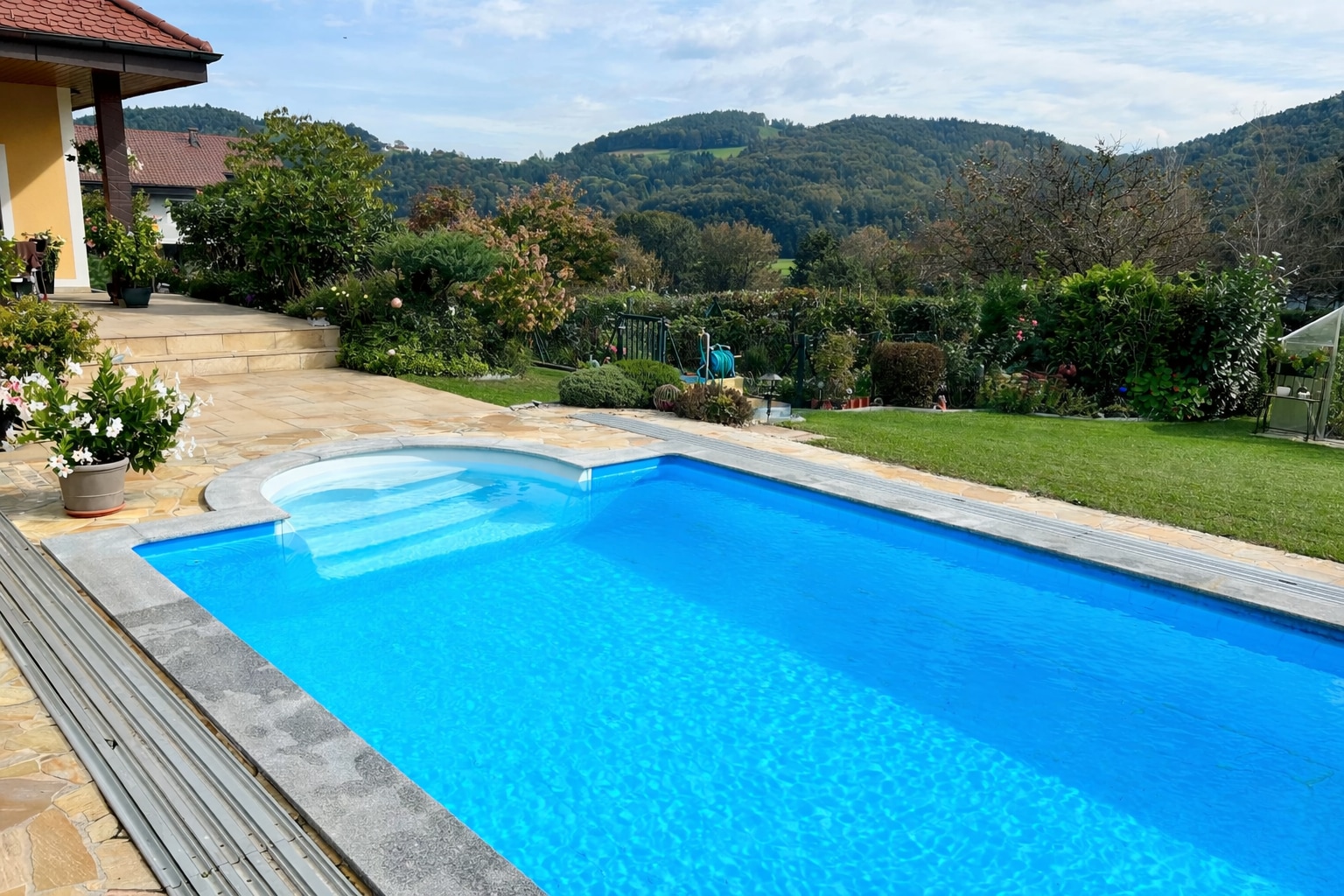 KWAD Schwimmbecken »STYROPOR®STEIN POOL ALL INCLUSIVE, BxLxH: 400x800x150 cm« mit Römertreppe, inkl. Beckenrandsteine & Poolbeleuchtung