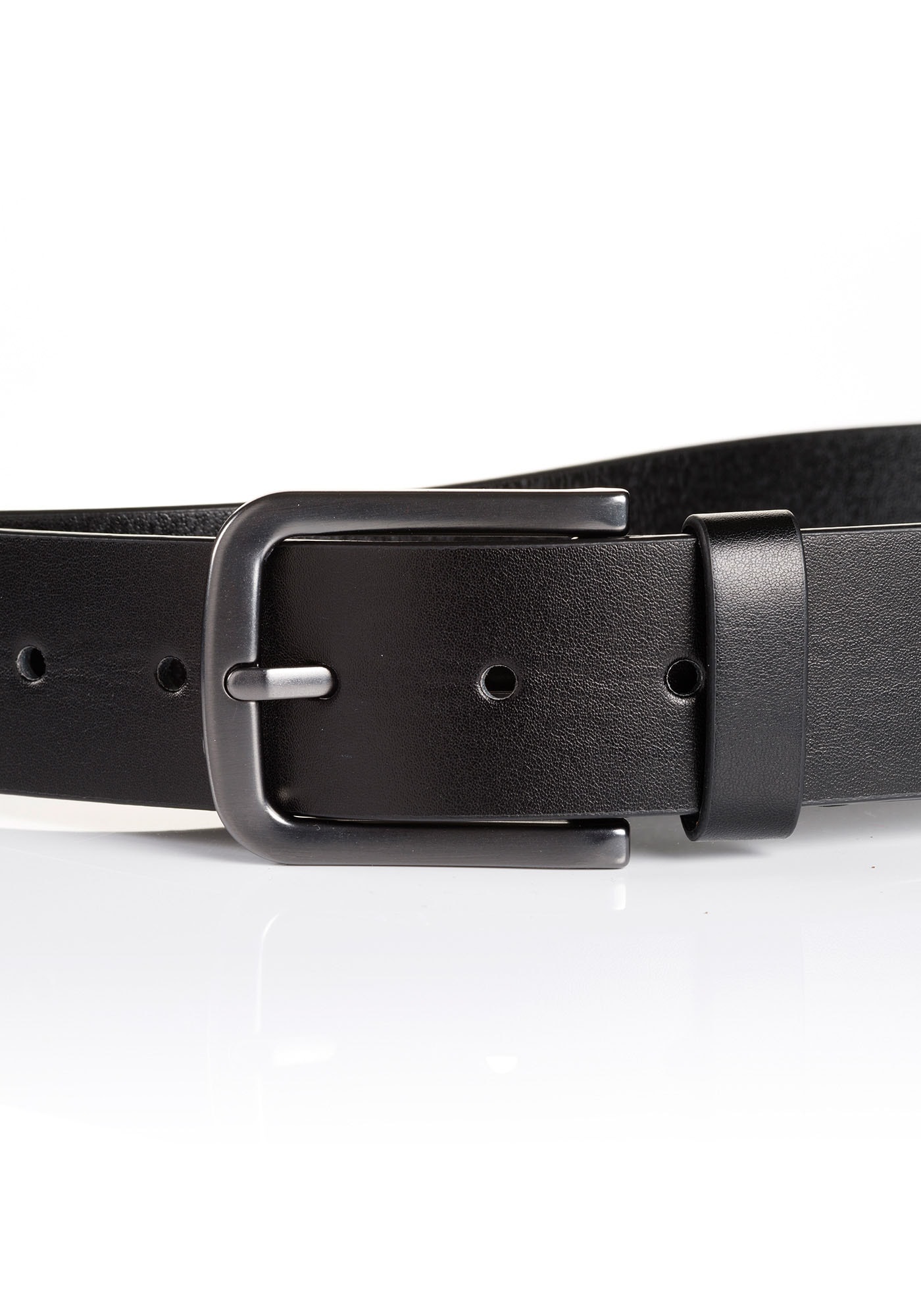 TOM TAILOR Synthetikgürtel »TTRoss« mit geschwärzter Schließe und Logoprägung auf der Spitze