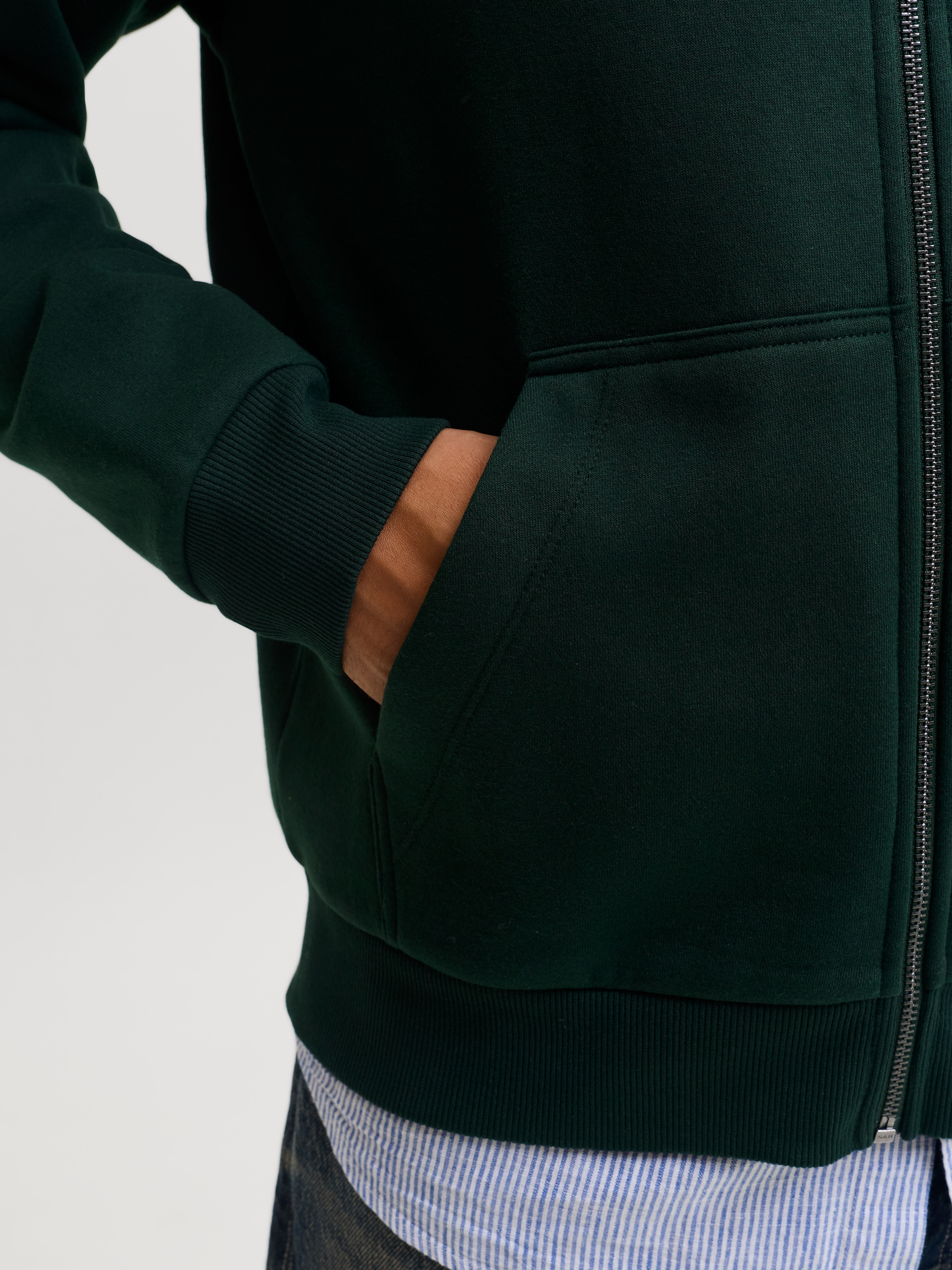 Jack & Jones Sweatjacke »JJEBRADLEY SWEAT ZIP HN NOOS« Materialmix, regular fit