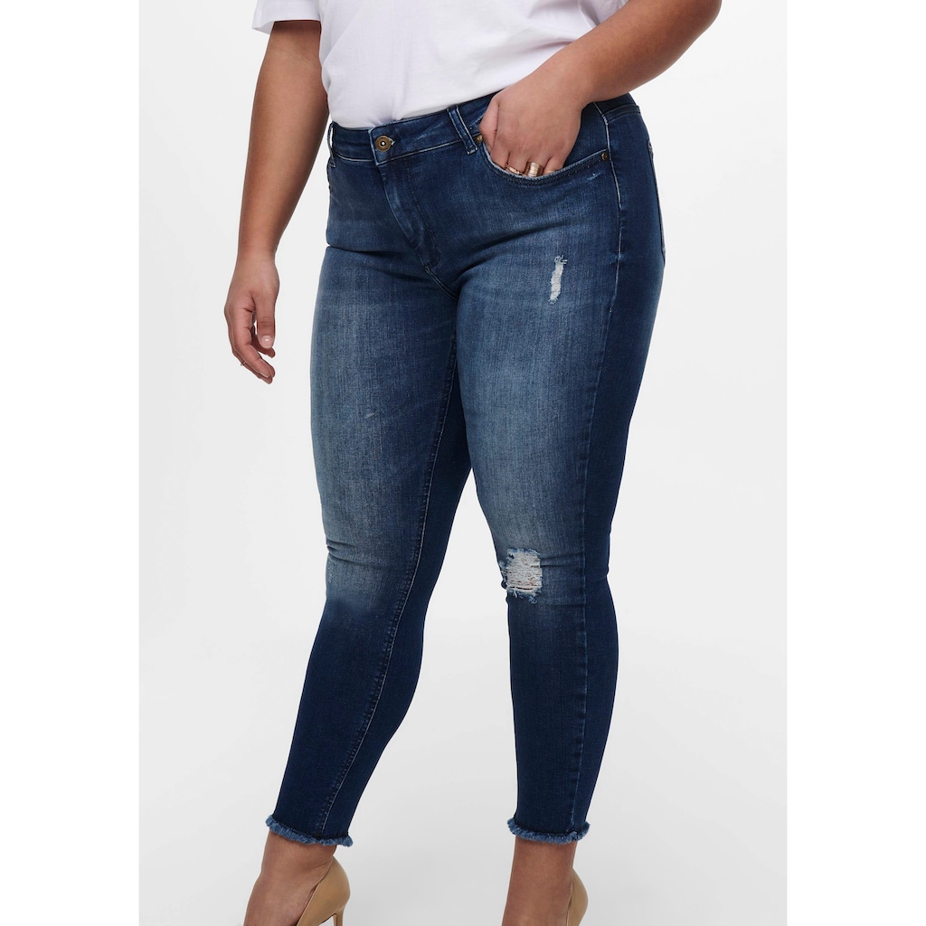 ONLY CARMAKOMA Skinny-fit-Jeans »CARWILLY REG SKINNY ANK JEANS«, mit Fransensaum