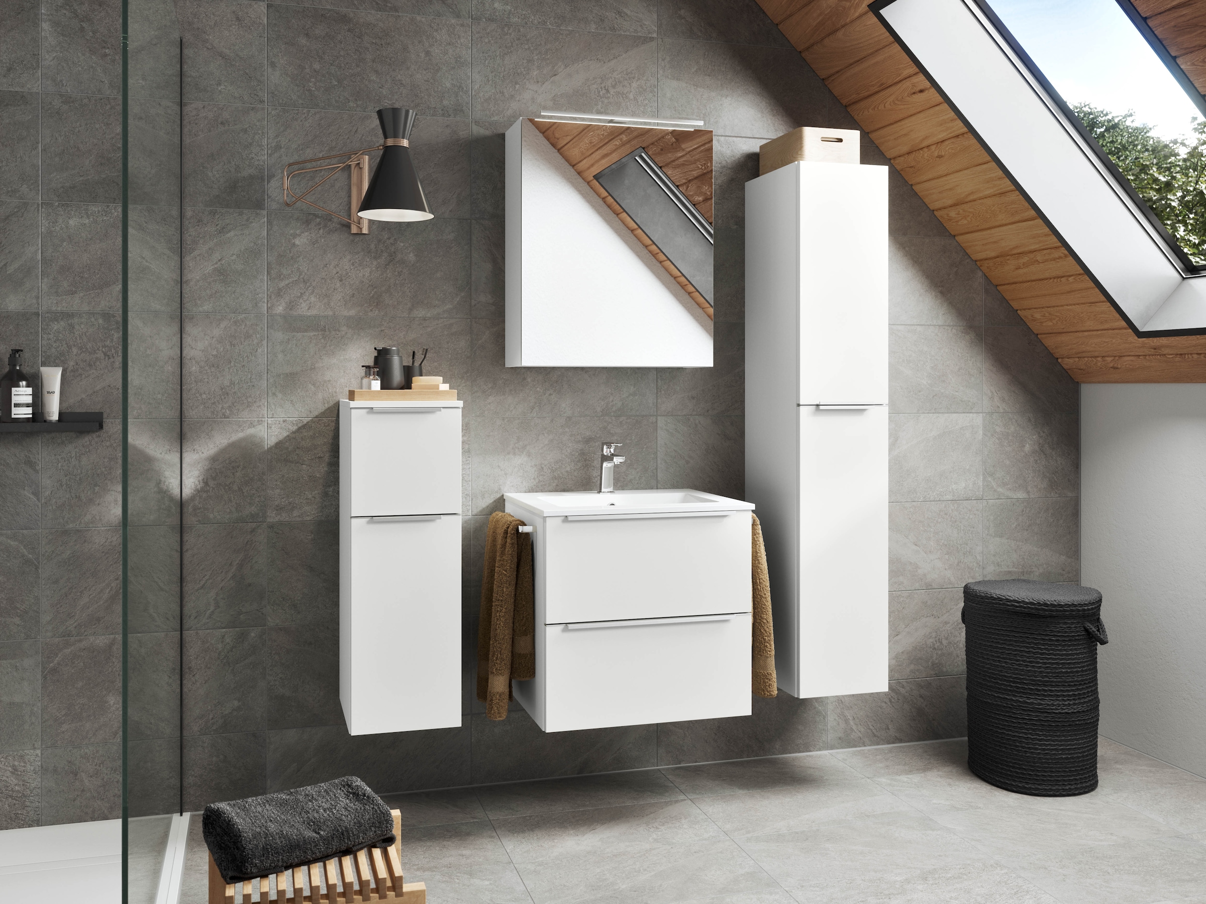 nobilia® Badmöbel-Set »Levere«, (2 St., vormontiert, mit Soft-Close), inkl. Spiegelschrank mit Beleuchtung und Dimmerfunktion, in 4 Breiten