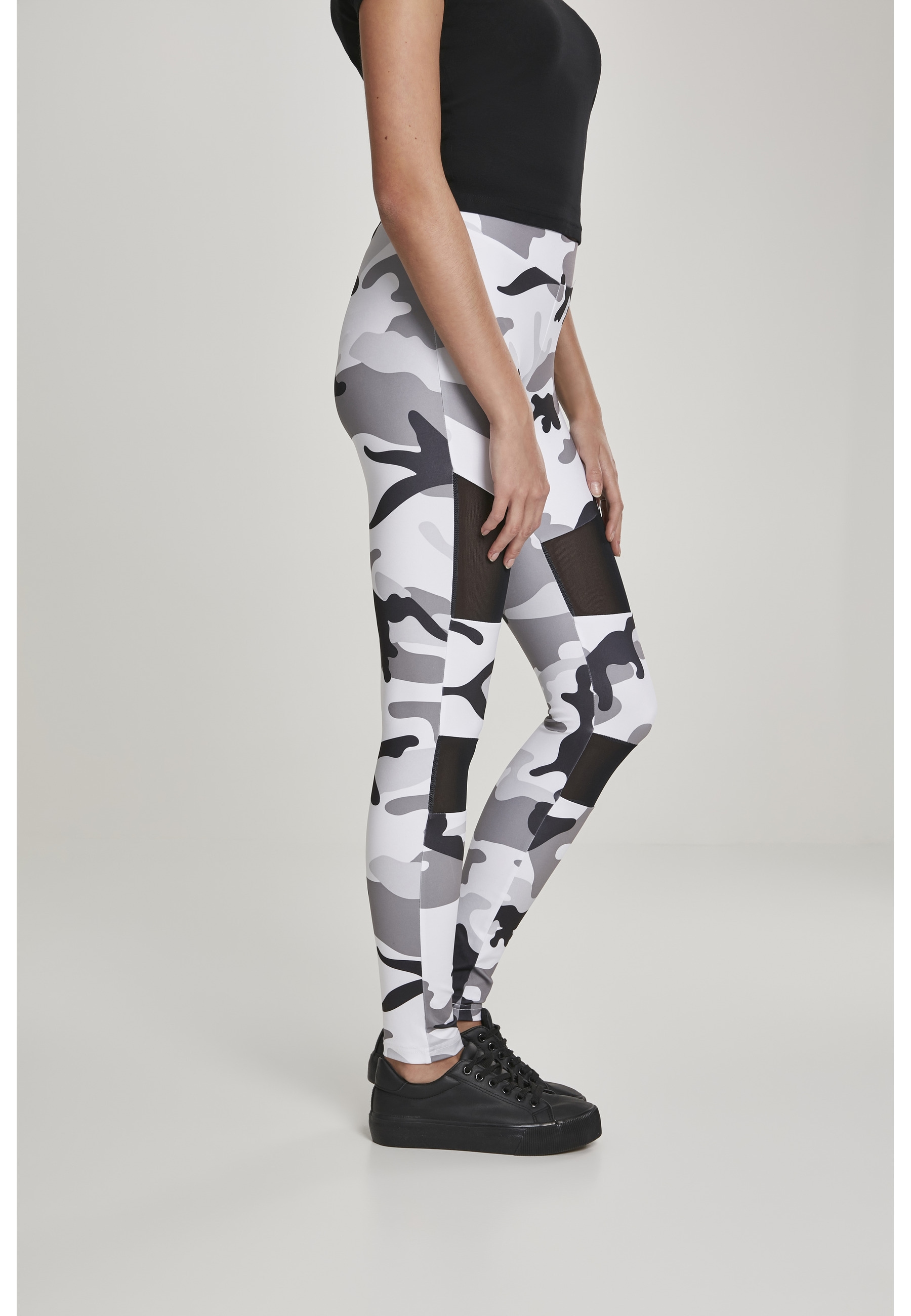 URBAN CLASSICS Leggings »Urban Classics Damen Ladies Camo Tech Mesh Leggings«