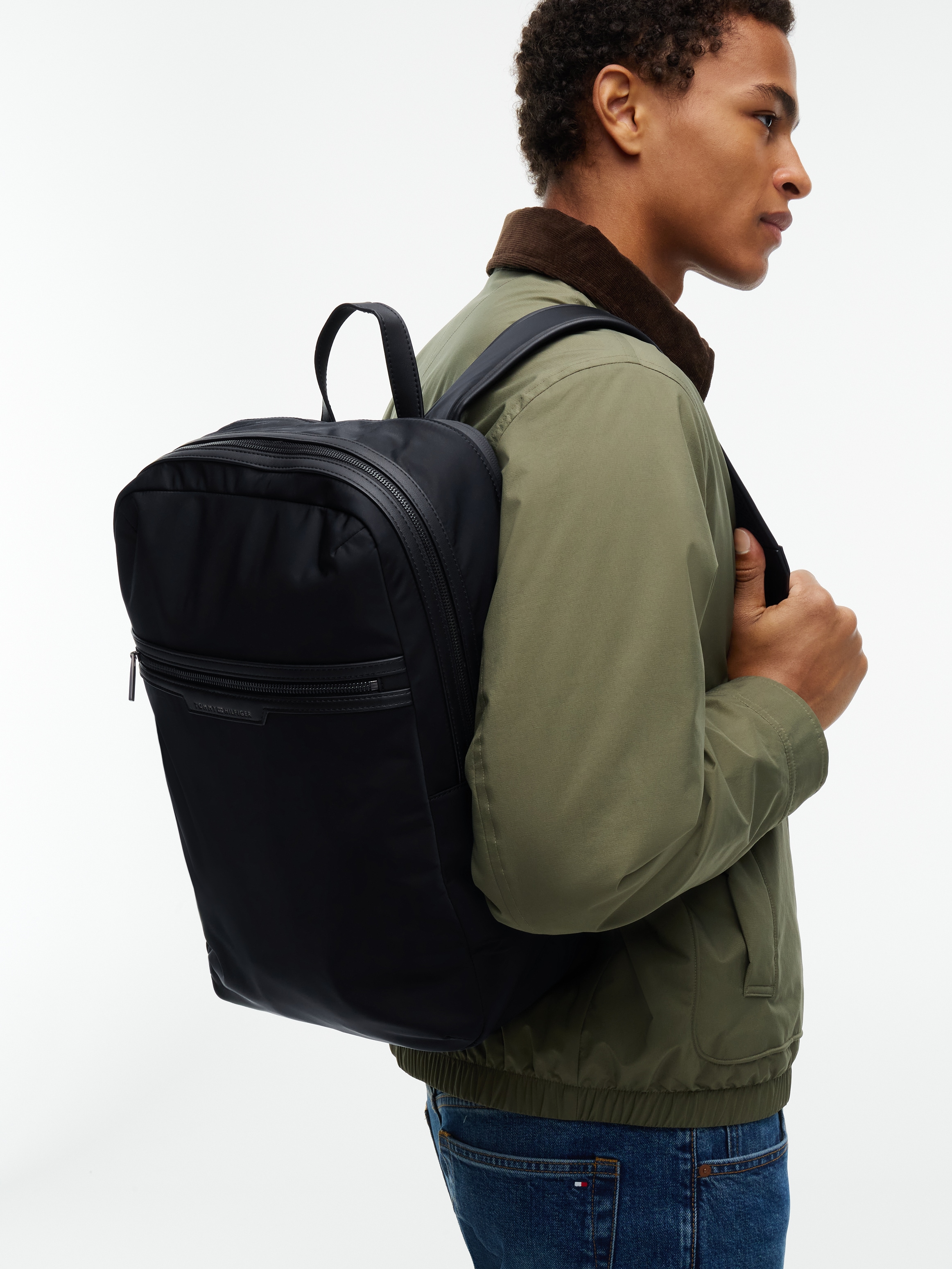 Tommy Hilfiger Rucksack »TH NYLON TECH BACKPACK« Unisex Freizeitrucksack, Travelbag mit Logoschriftzug