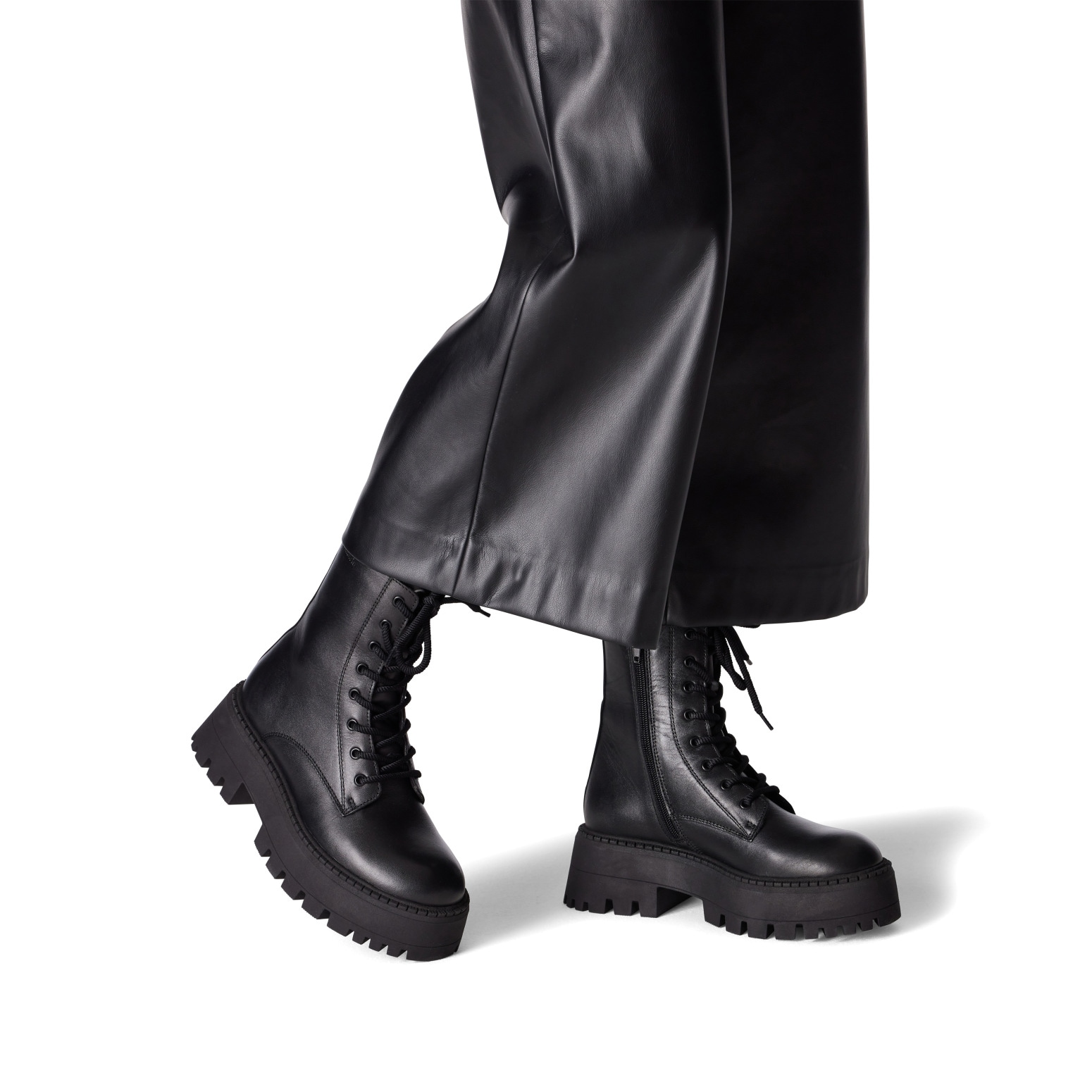 Tamaris Schnürstiefelette, Blockabsatz, Plateau, Schnürboots mit Touch It-Ausstattung
