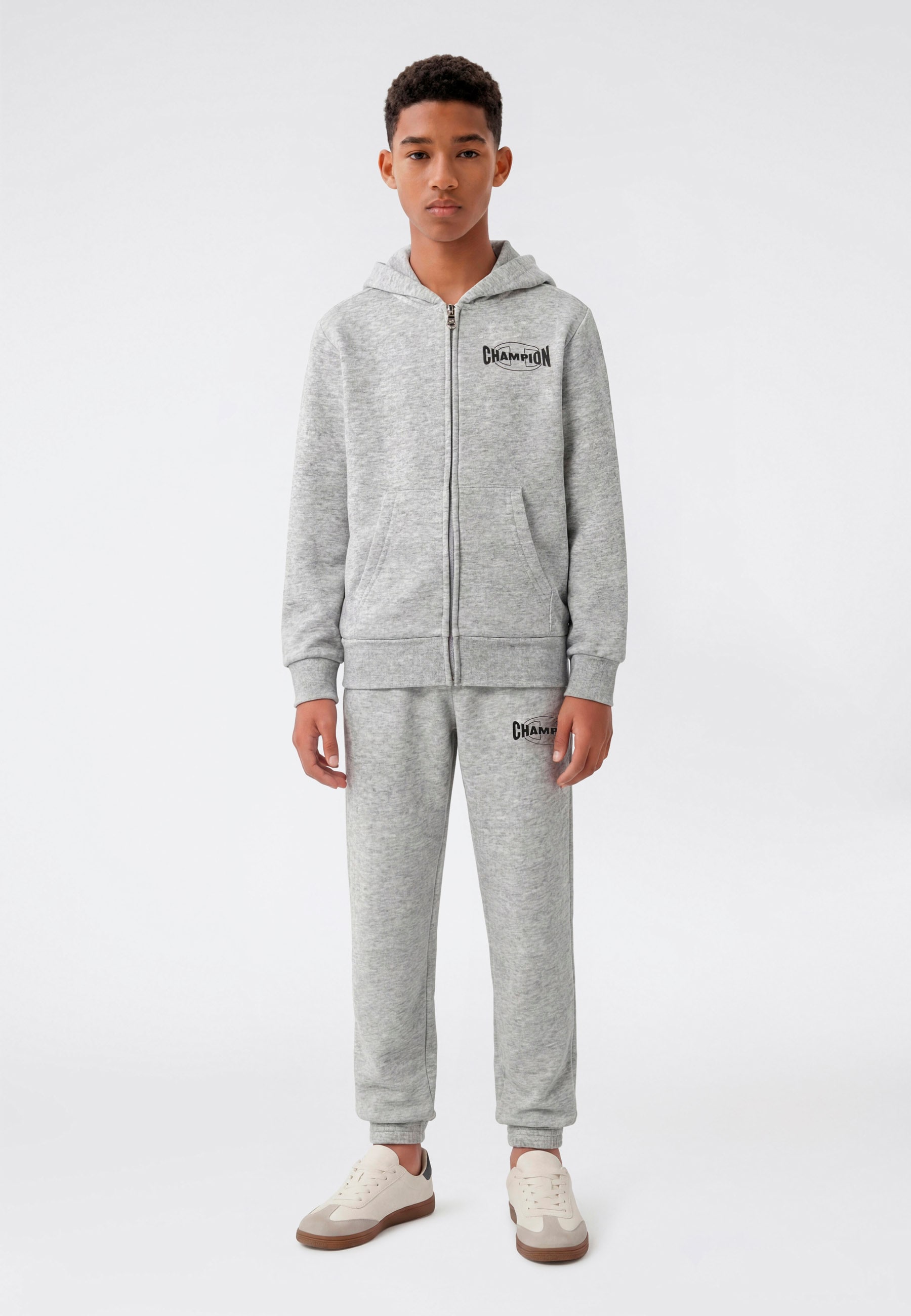 Champion Kapuzensweatjacke »SPORTWEAR ZIP-UP HOODIE Standard Fit« für Kinder und Jugendliche, mit sportlichem Charakter, Standard Fit