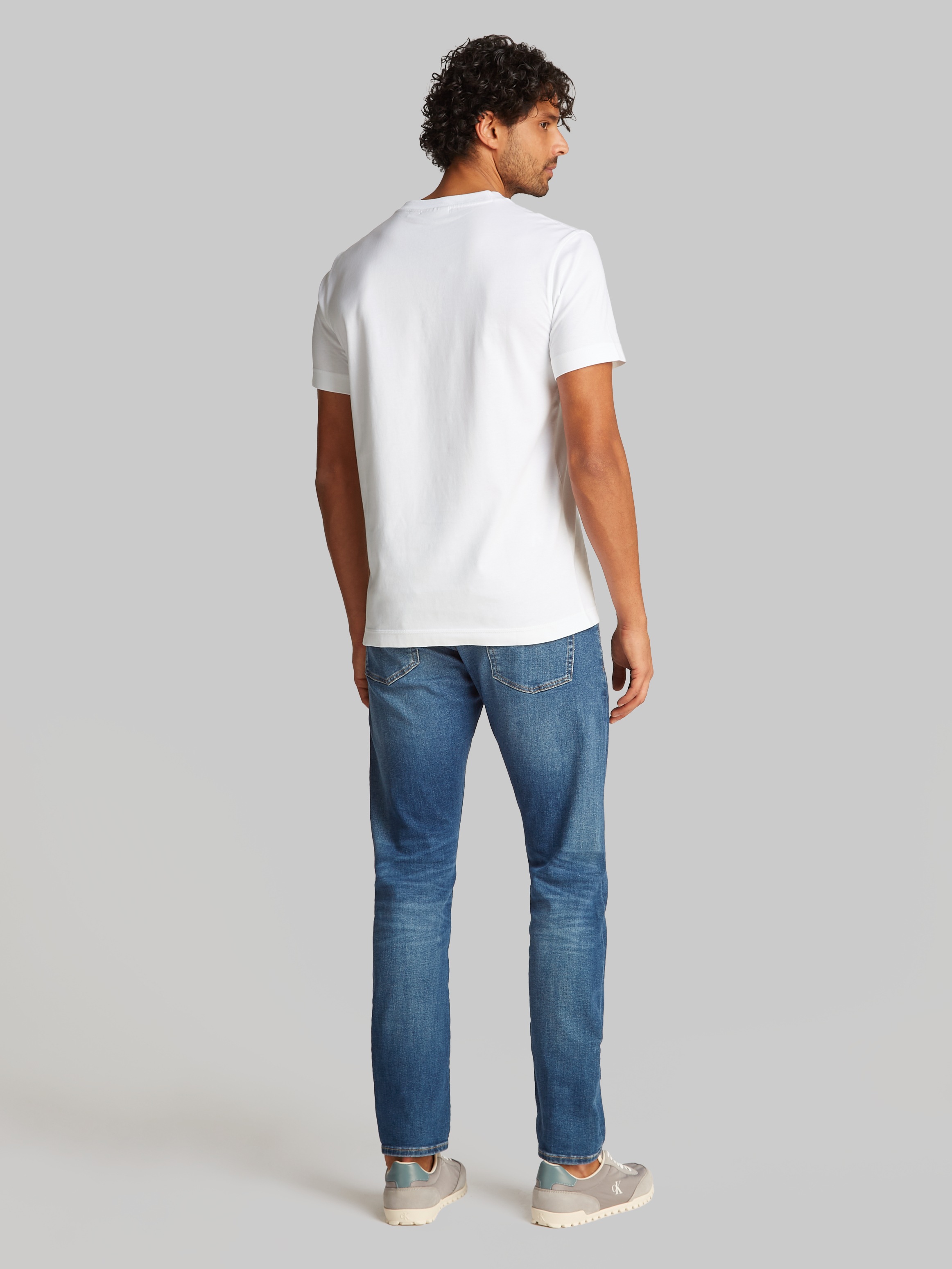 Calvin Klein Jeans Rundhalsshirt »WOVEN LABEL REGULAR TEE« Logostickerei