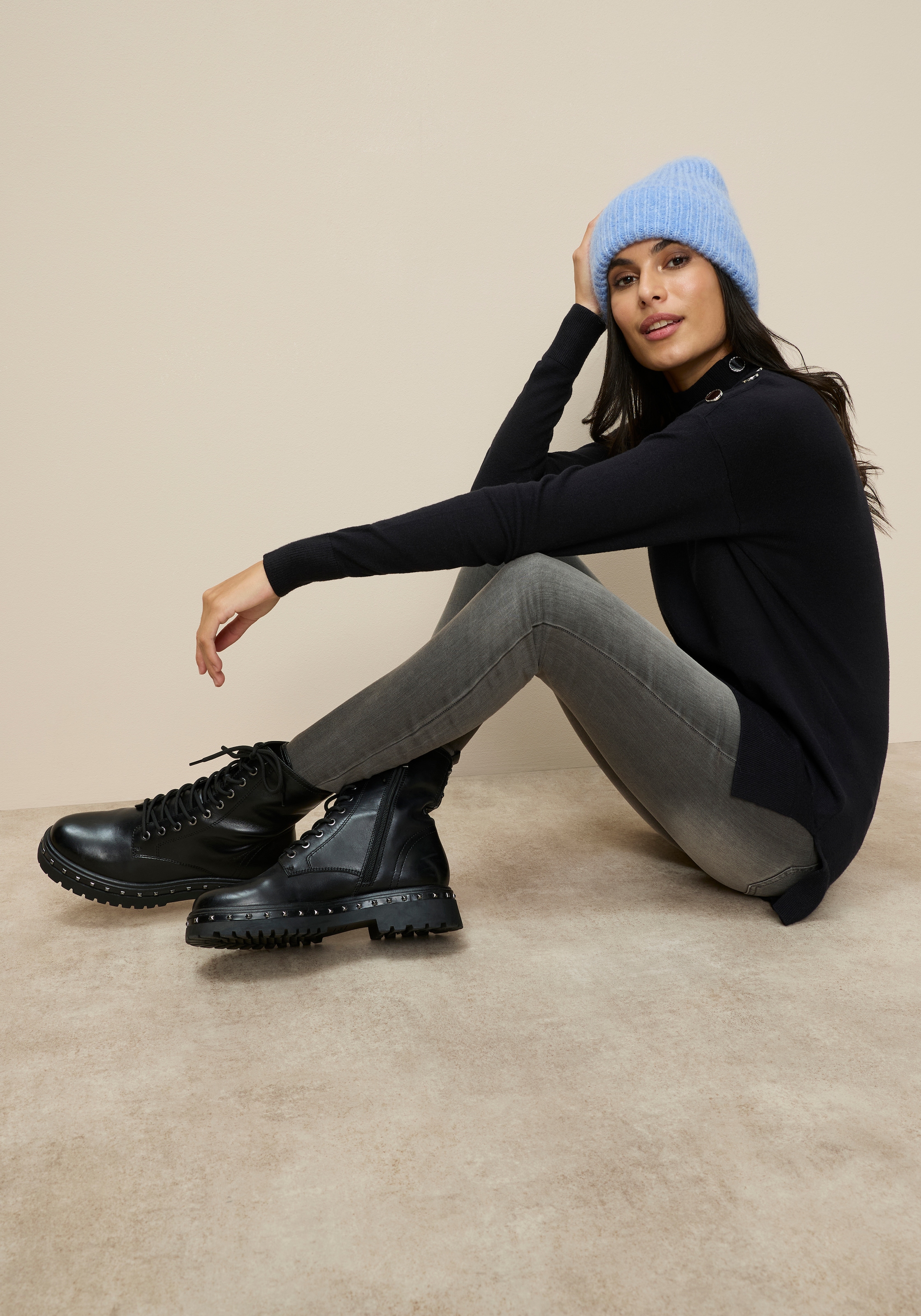 Tamaris Stehkragenpullover mit Knöpfen an der Schulter