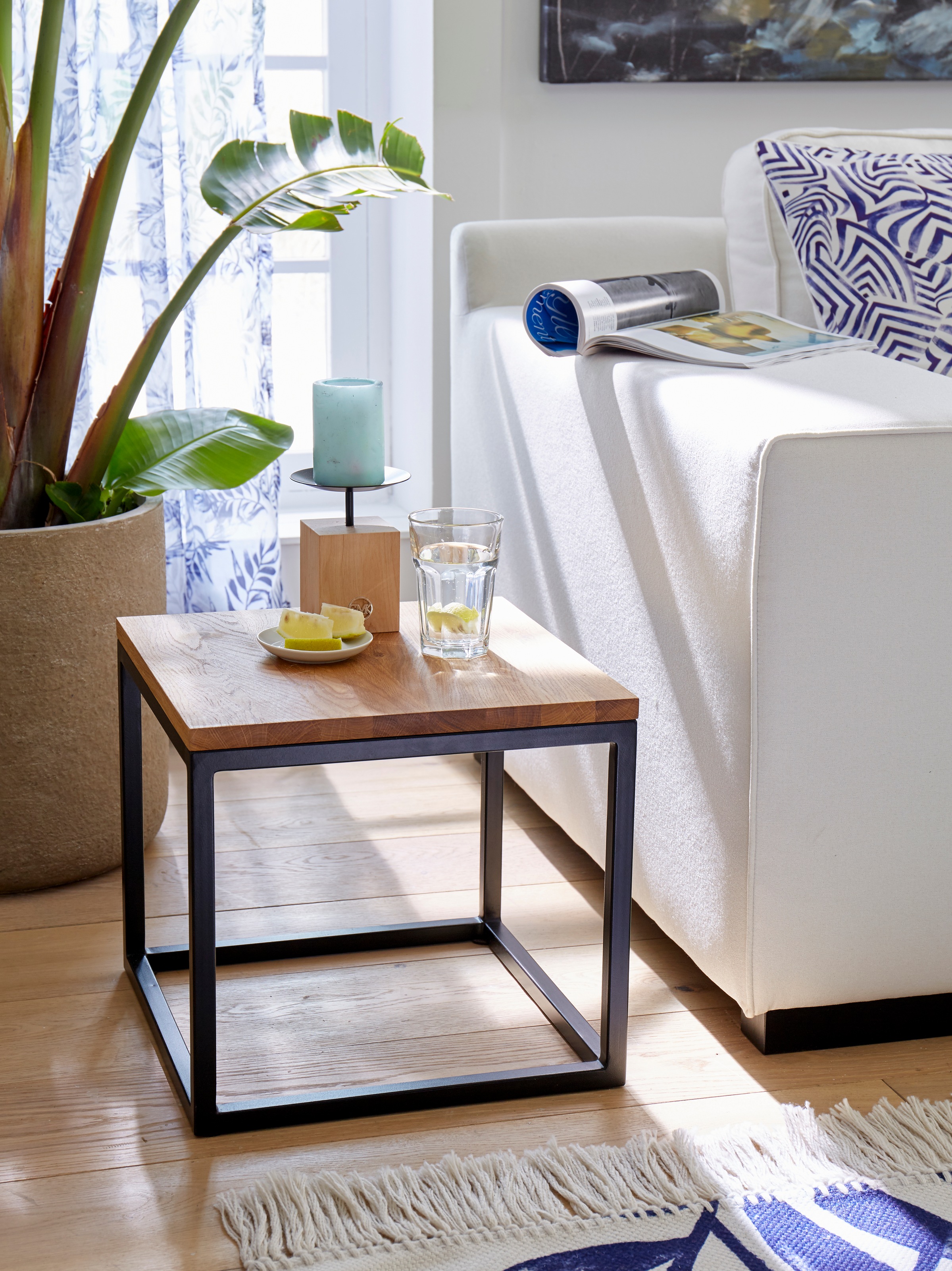 Home affaire Couchtisch »Voorst« aus massiver Eiche und Metallgestell günstig online kaufen