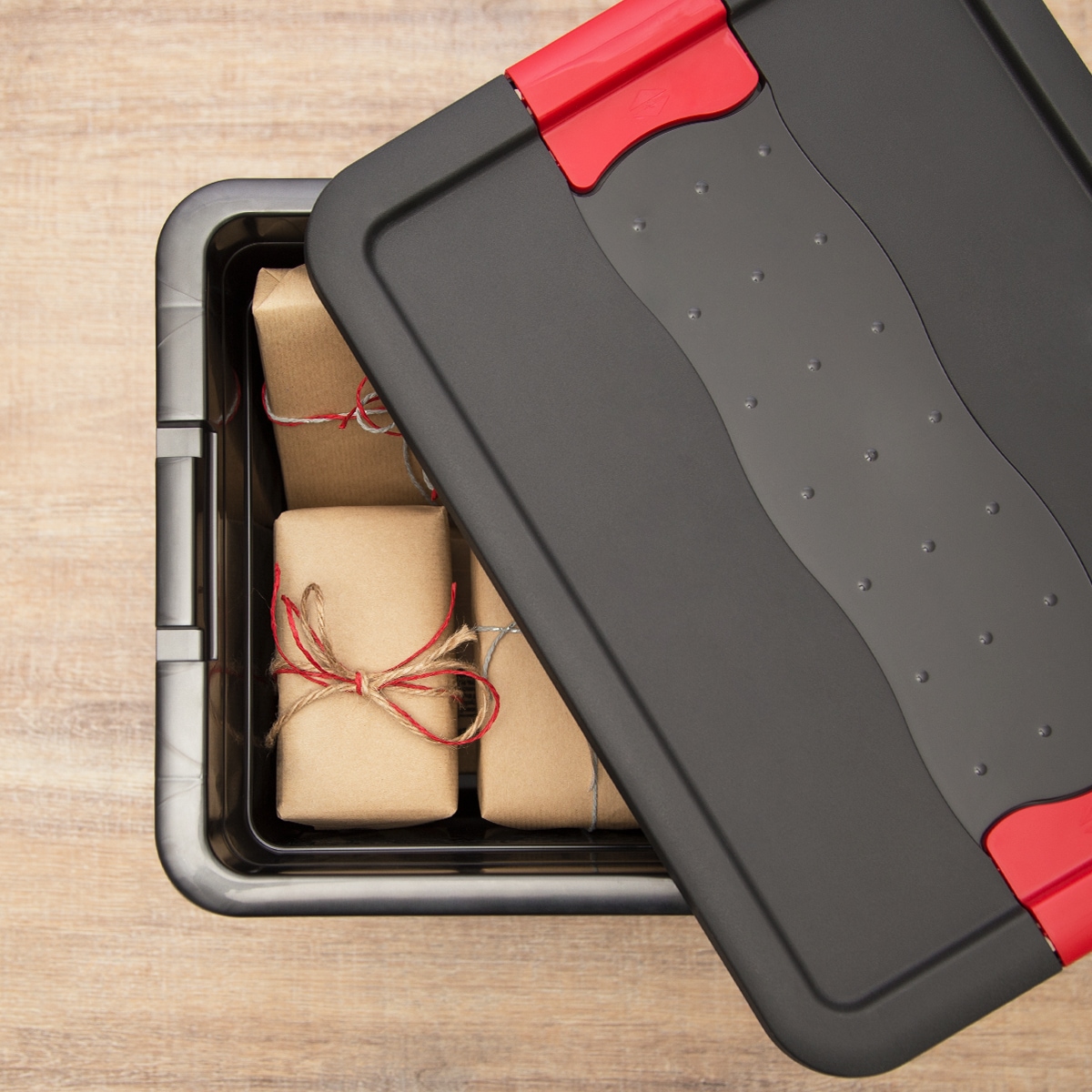 keeeper Transportbehälter »eckhart, 3er Set Transporbox, 52 L, 59,5 x 39,5 x 34 cm« 39,5 cm breit 34 cm hoch 59,5 cm lang Set, 3 Stk. tlg. seitl. Clips, Griffe am Boden, stoßfeste Seitenwände, robuster Deckel