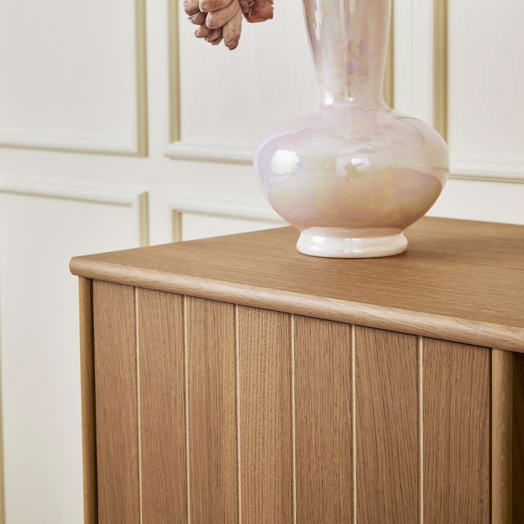 Hammel Furniture Sideboard »Mistral, Hochwertig Schrank, 6 Holz Füße, mit 2 gerillten Türen«, und 3 verstellbare Einlegeböden, B: 132 cm, anpassungsbar Designmöbel