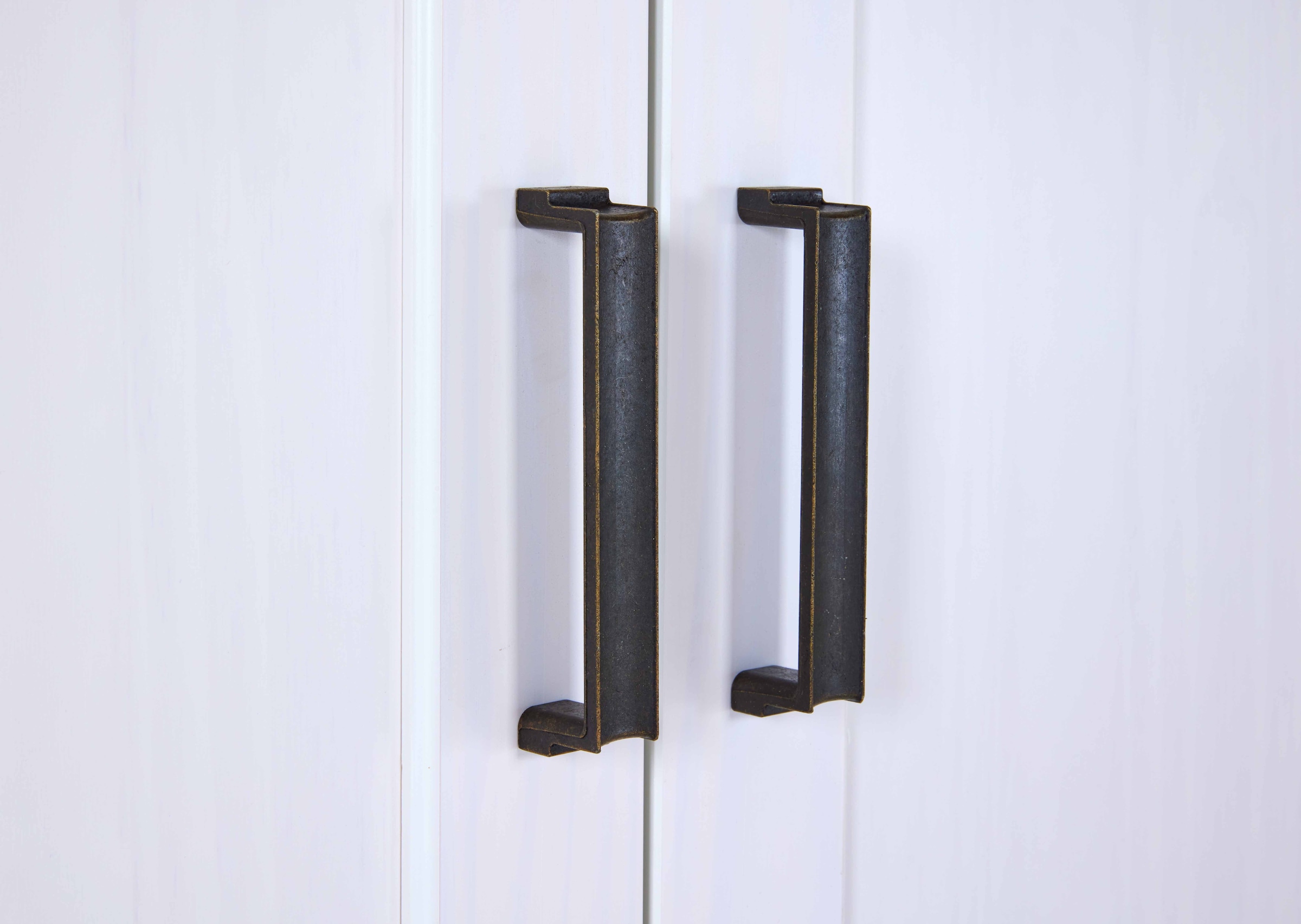 Inter Link Highboard »Highboard Maluno« 1 Stk. tlg. Kiefer Massiv, Soft-Close, Stauraum, BxTxH: ca. 117,2 x 41 x 163 cm