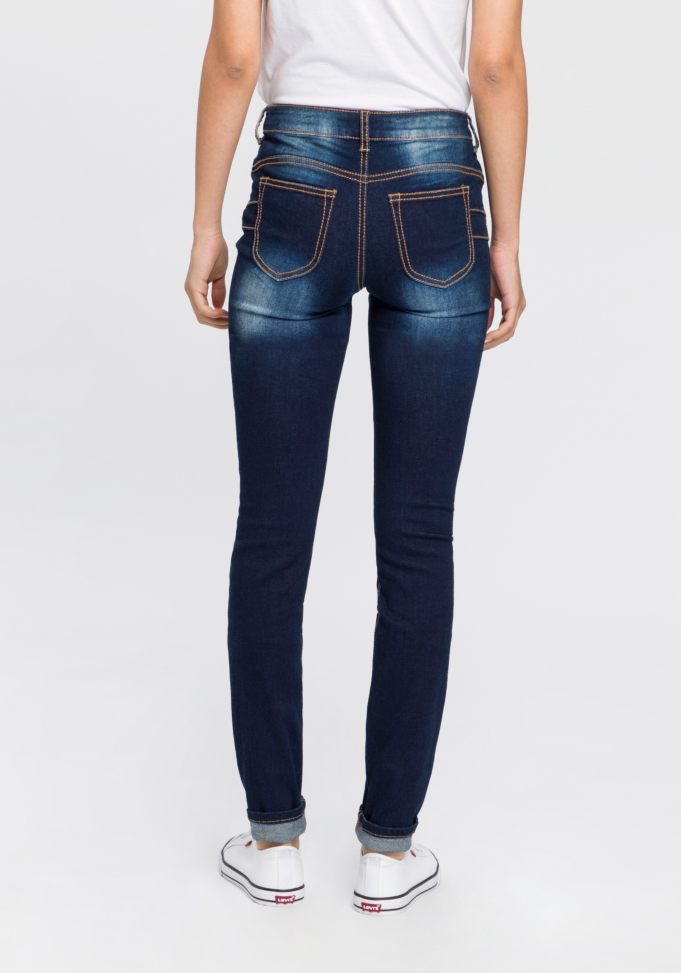 bestellen sichtbarer, online Knopfleiste«, »mit Waist schräger Slim-fit-Jeans Mid Arizona