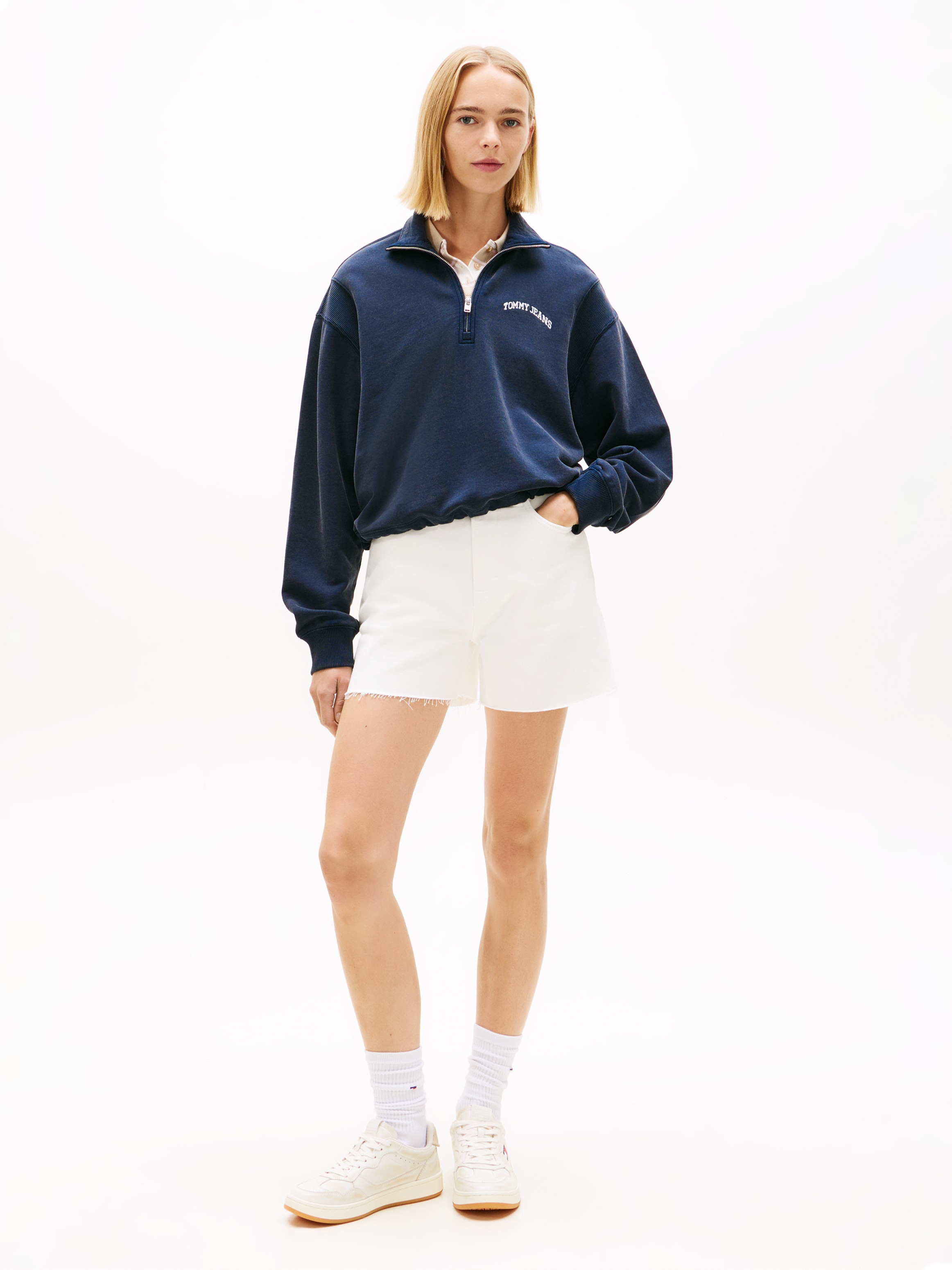 Tommy Jeans Jeansshorts »MOM SHORT BJ4199« High Waist im 90s Look