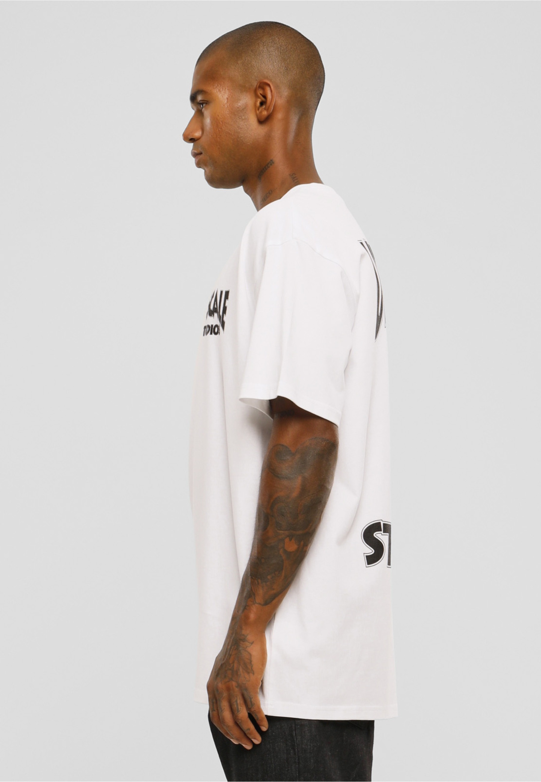 Upscale by Mister Tee T-Shirt »Upscale by Mister Tee Unisex Upscale Studios Oversize Tee« 1 Stk.