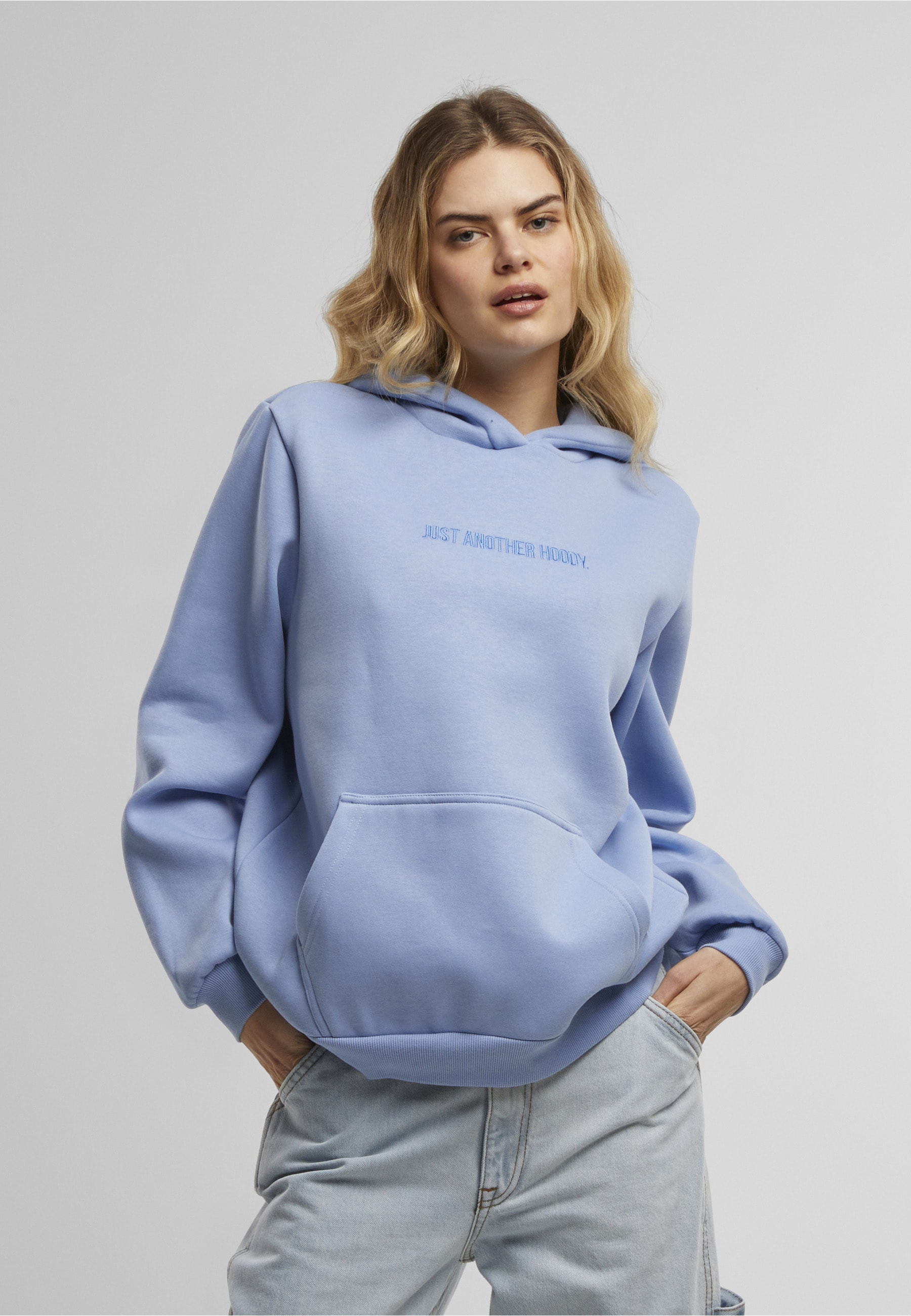 Miss Tee Kapuzensweatshirt »Miss Tee Just Another EMB Fluffy Hoody«
