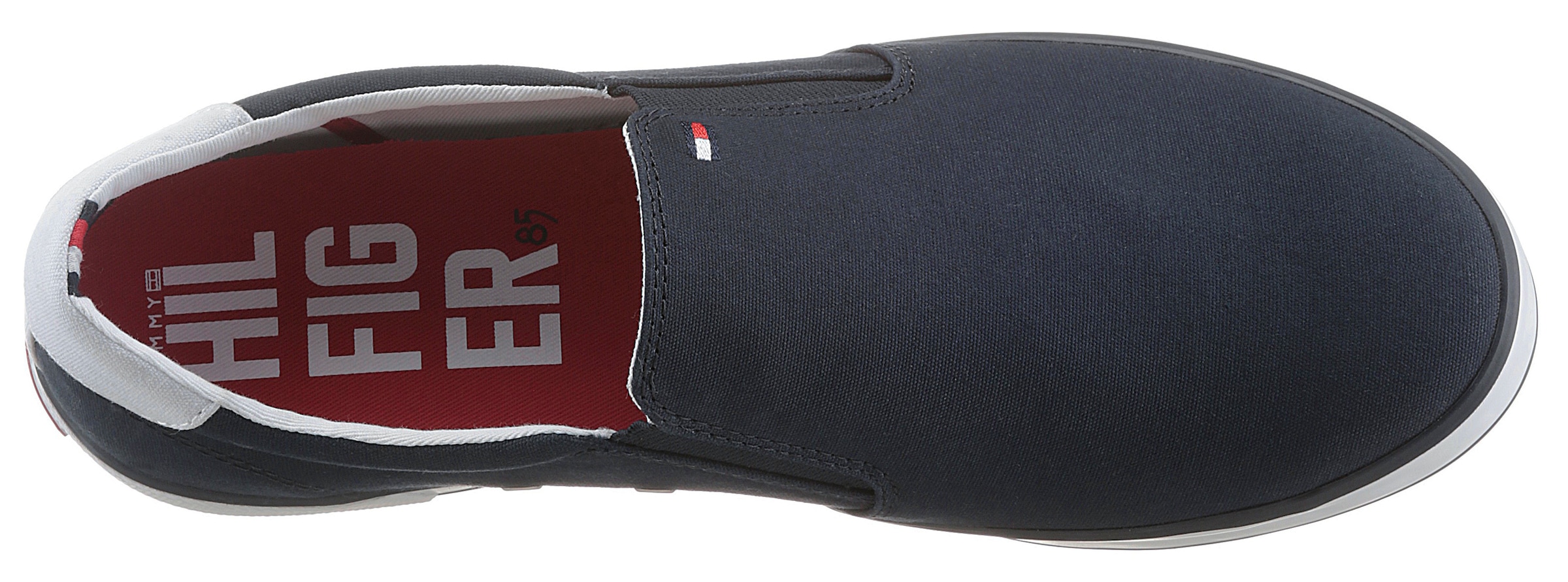 Tommy Hilfiger Slip-On Sneaker »ICONIC SLIP ON SNEAKER«, Slipper, Freizeitschuh, Halbschuh mit seitlichen Stretcheinsätzen