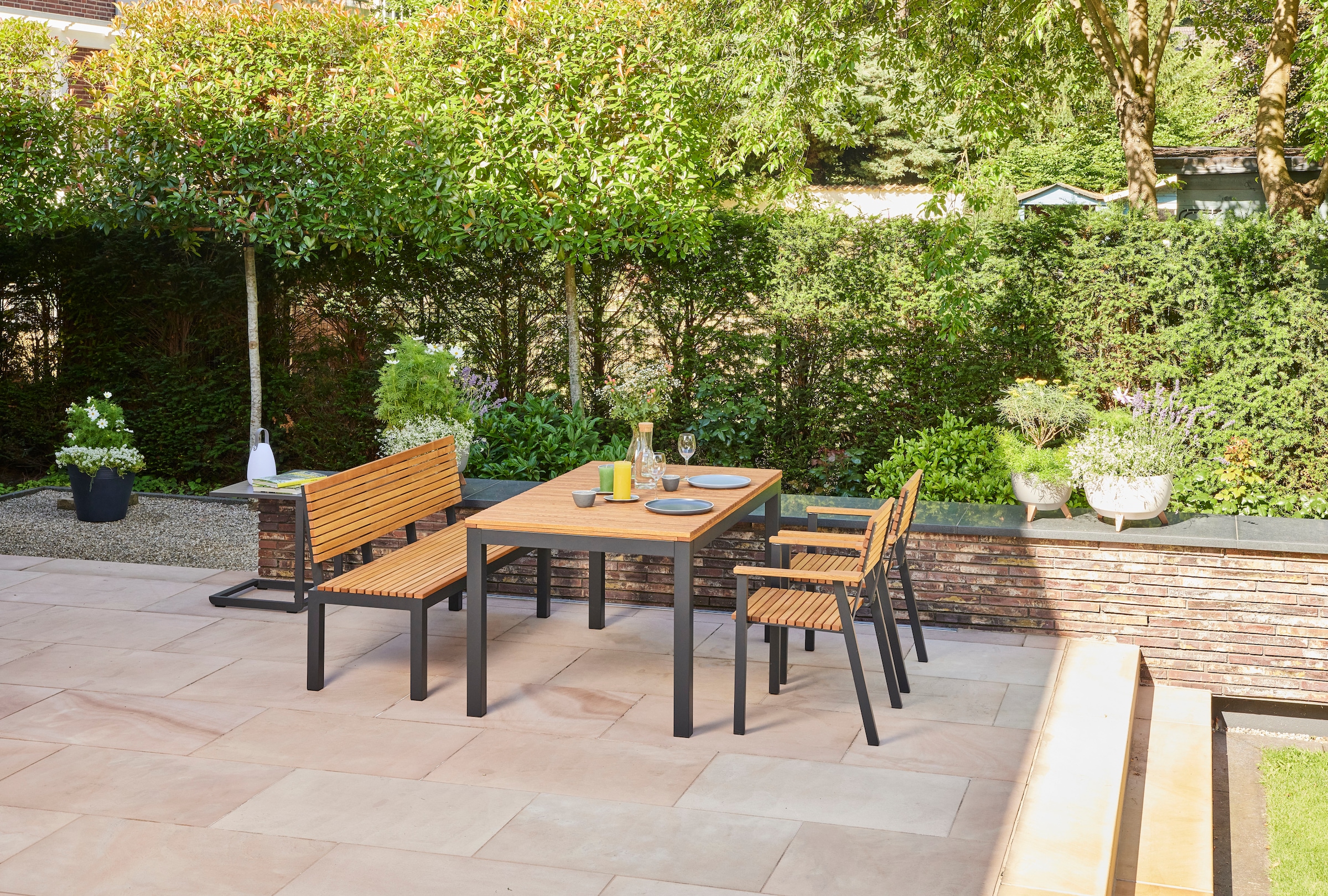 Siena Garden Gartenbank »Bozen 2er Aluminiumgestell anthrazit Robininenholz«, Flächen aus Robinienholz FSC® 100%