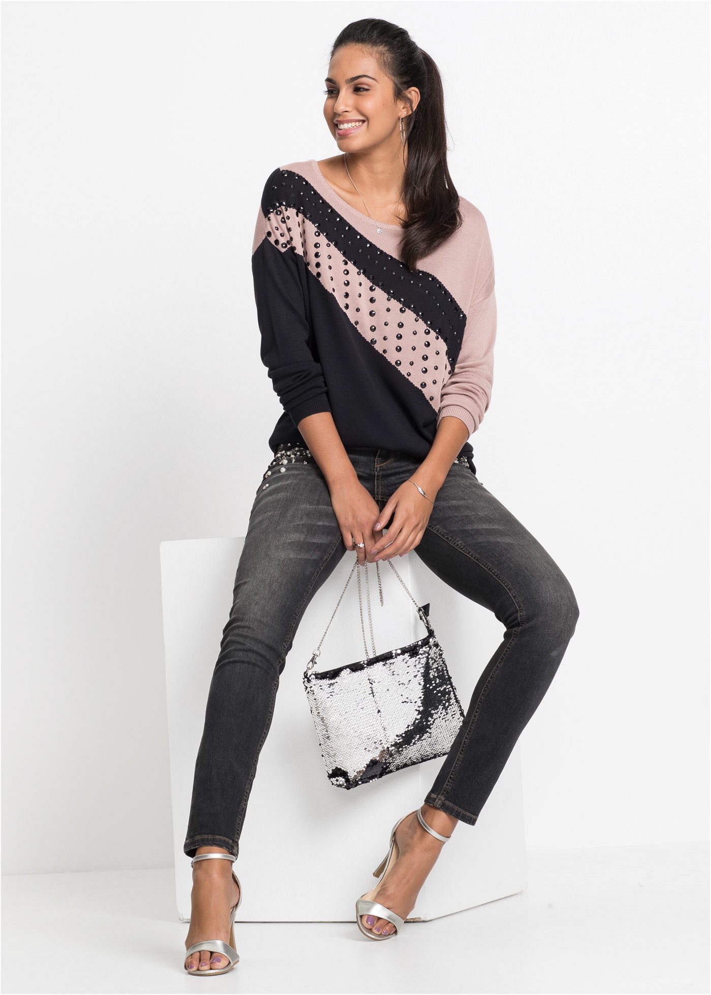 bonprix Longpullover »Longpullover mit Applikation« Longpullover mit Applikation