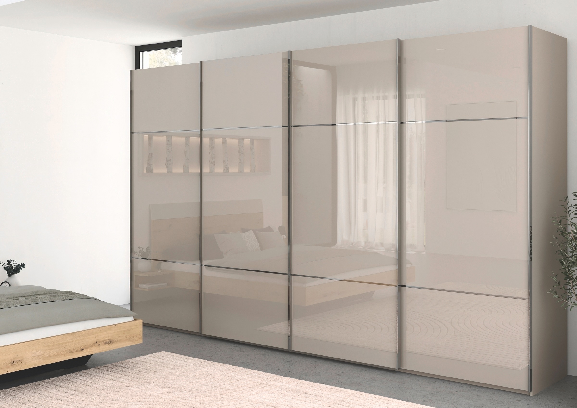 rauch Schwebetürenschrank »Kleiderschrank Schrank Garderobe Schlafzimmerschrank SCALE-TRIO«, edle dreigeteilte Front mit 2 Zierleisten Glasfront MADE IN GERMANY