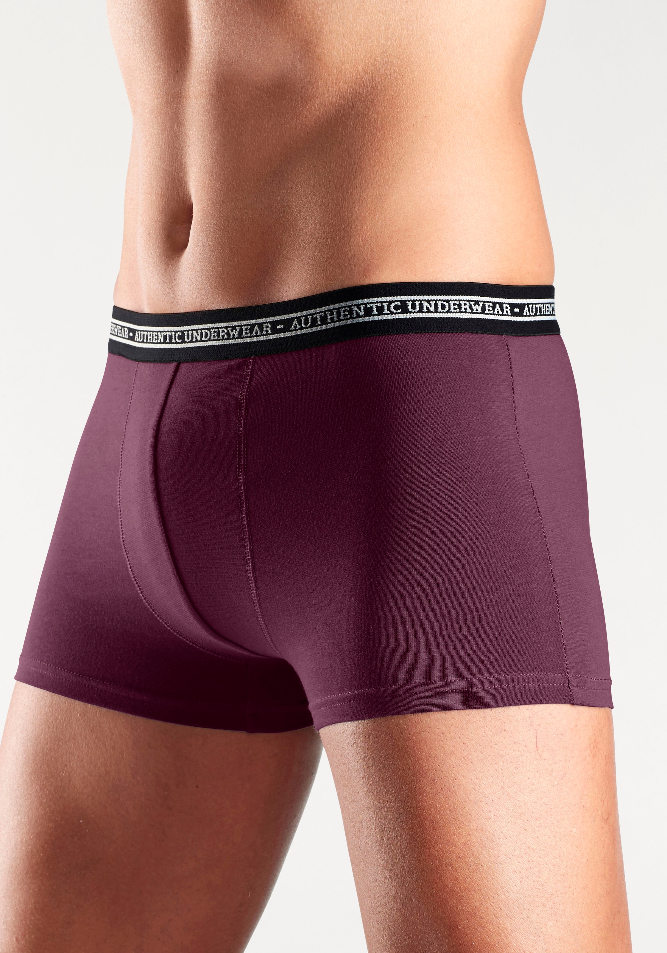 AUTHENTIC UNDERWEAR Boxer »Boxershorts für Herren«, (Packung, 4 St.), schwarzer Webbund mit Logoschriftzug