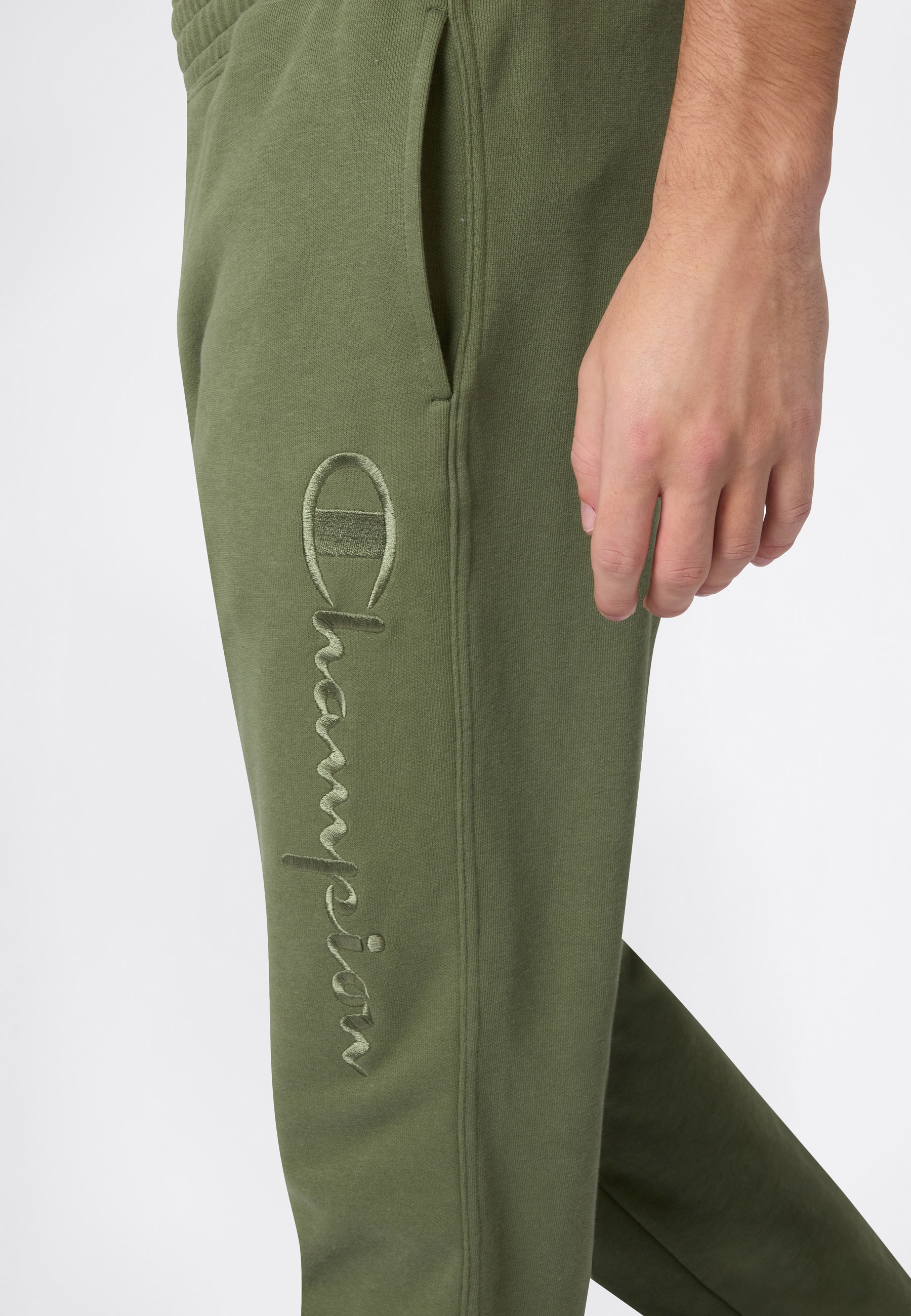 Champion Jogginghose »ICONS Terry Elastic Cuff Pants Large Logo«  sportliche Jogginghose, aus Baumwolle und Polyester