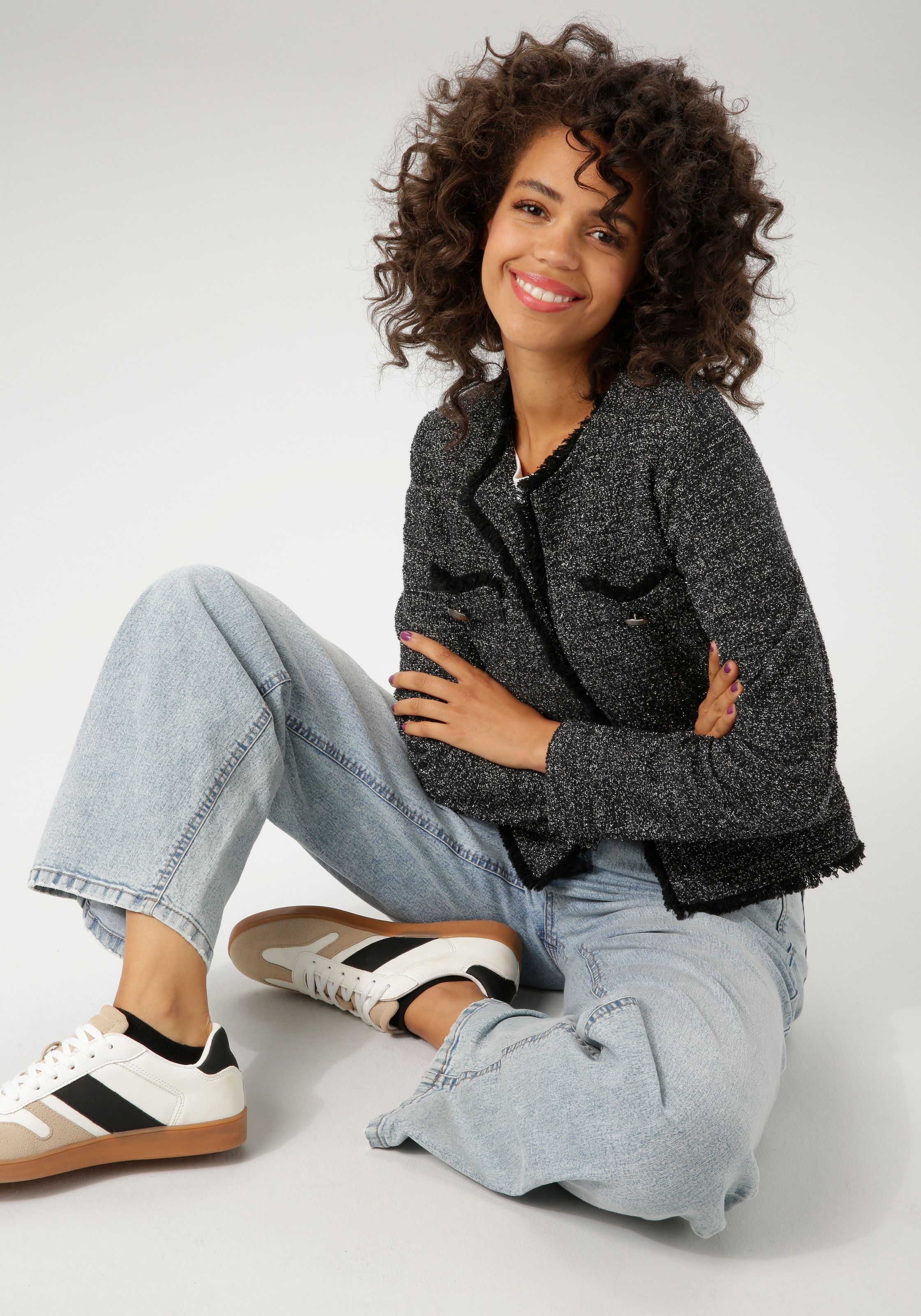 Aniston CASUAL Kurzblazer, aus meliertem Bouclé-Jacquard mit Glanzfäden - NEUE KOLLEKTION