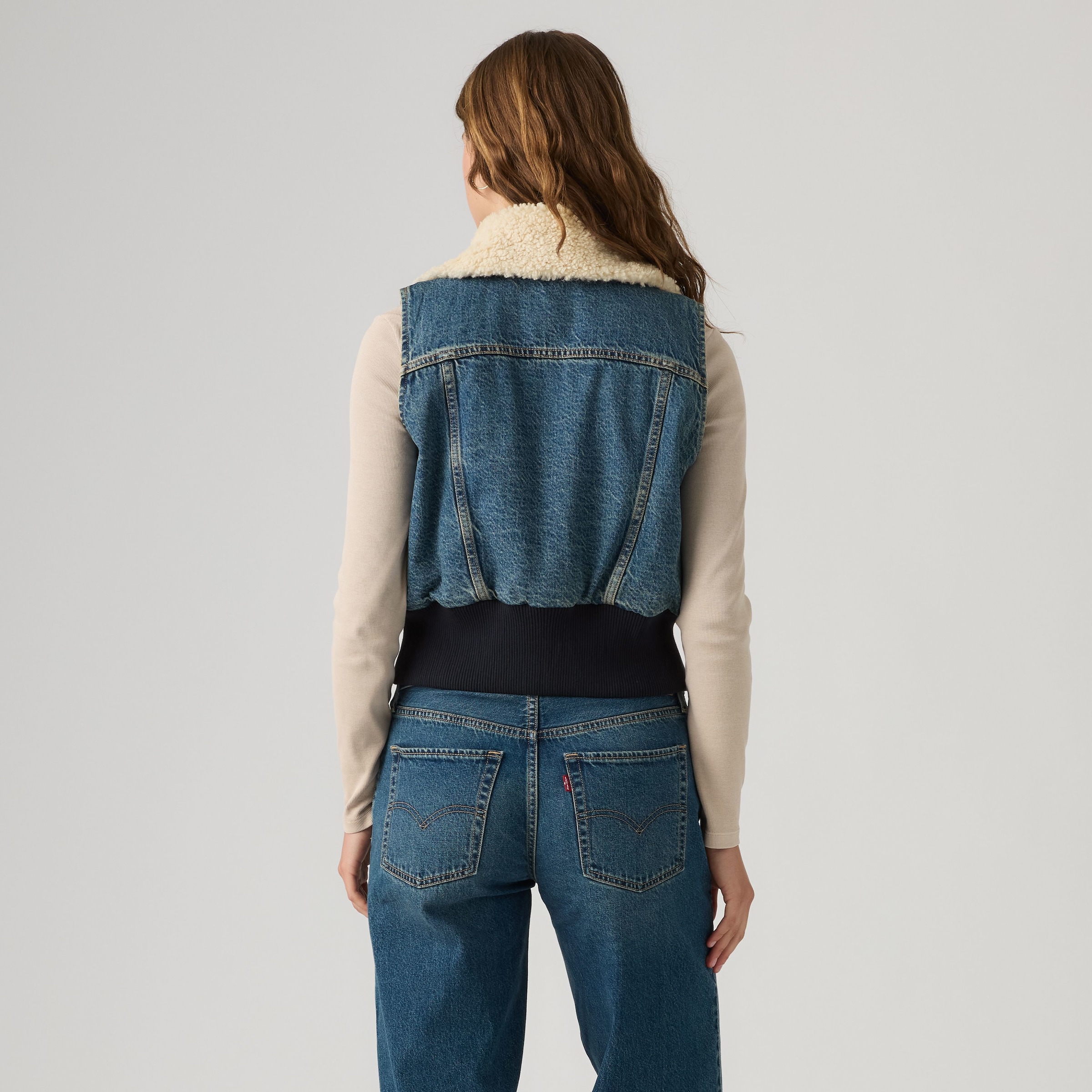 Levi's® Jeansweste »TINY SHERPA VEST« mit Plüschkragen