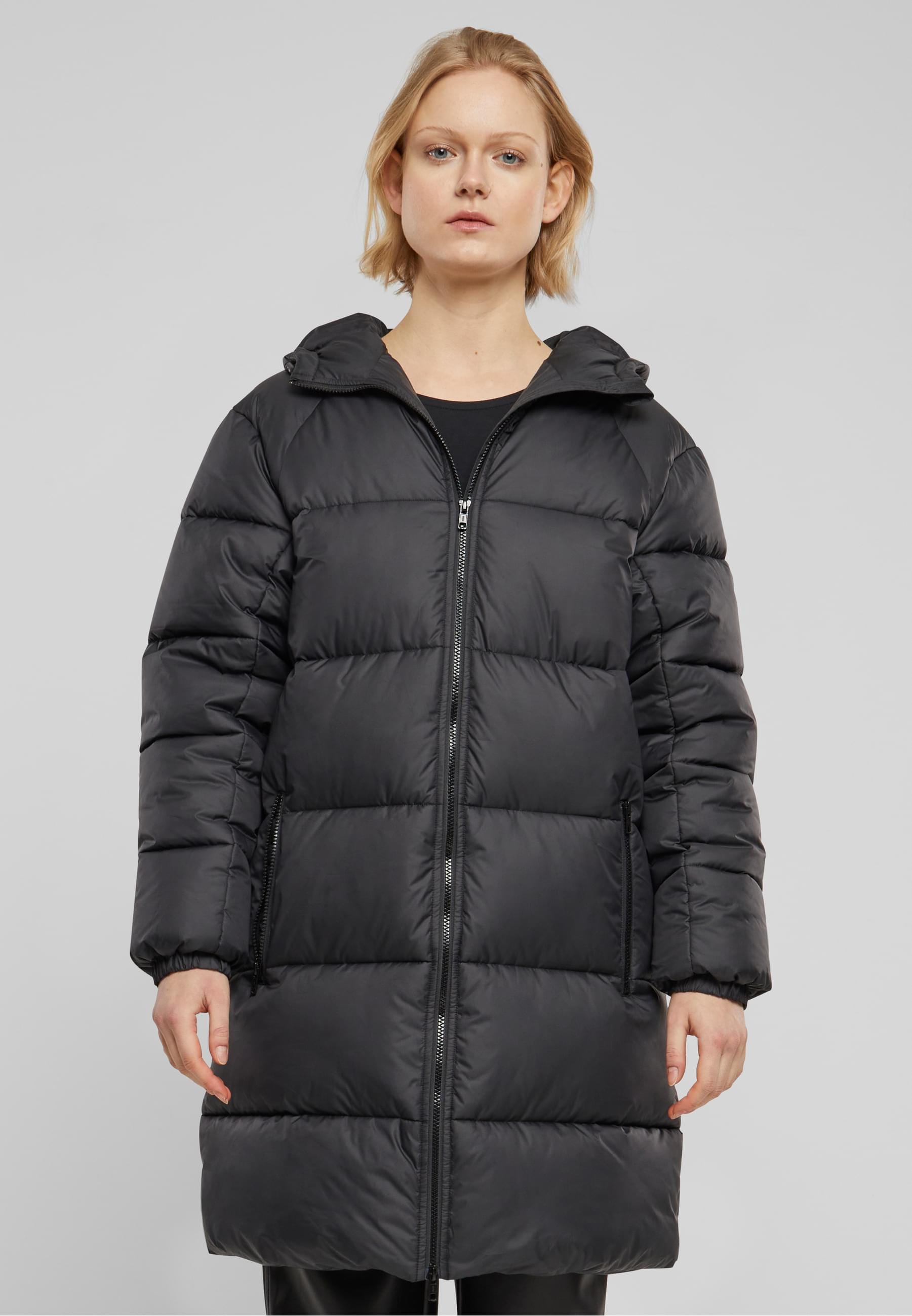 URBAN CLASSICS Winterjacke »Urban Classics Ladies Long Puffer Coat« 1 Stk. tlg. mit Kapuze