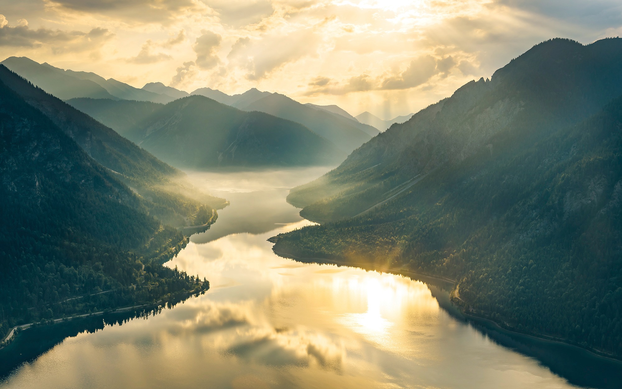 Komar Fototapete Gold Mountains B/L: ca. 400x250 cm günstig online kaufen