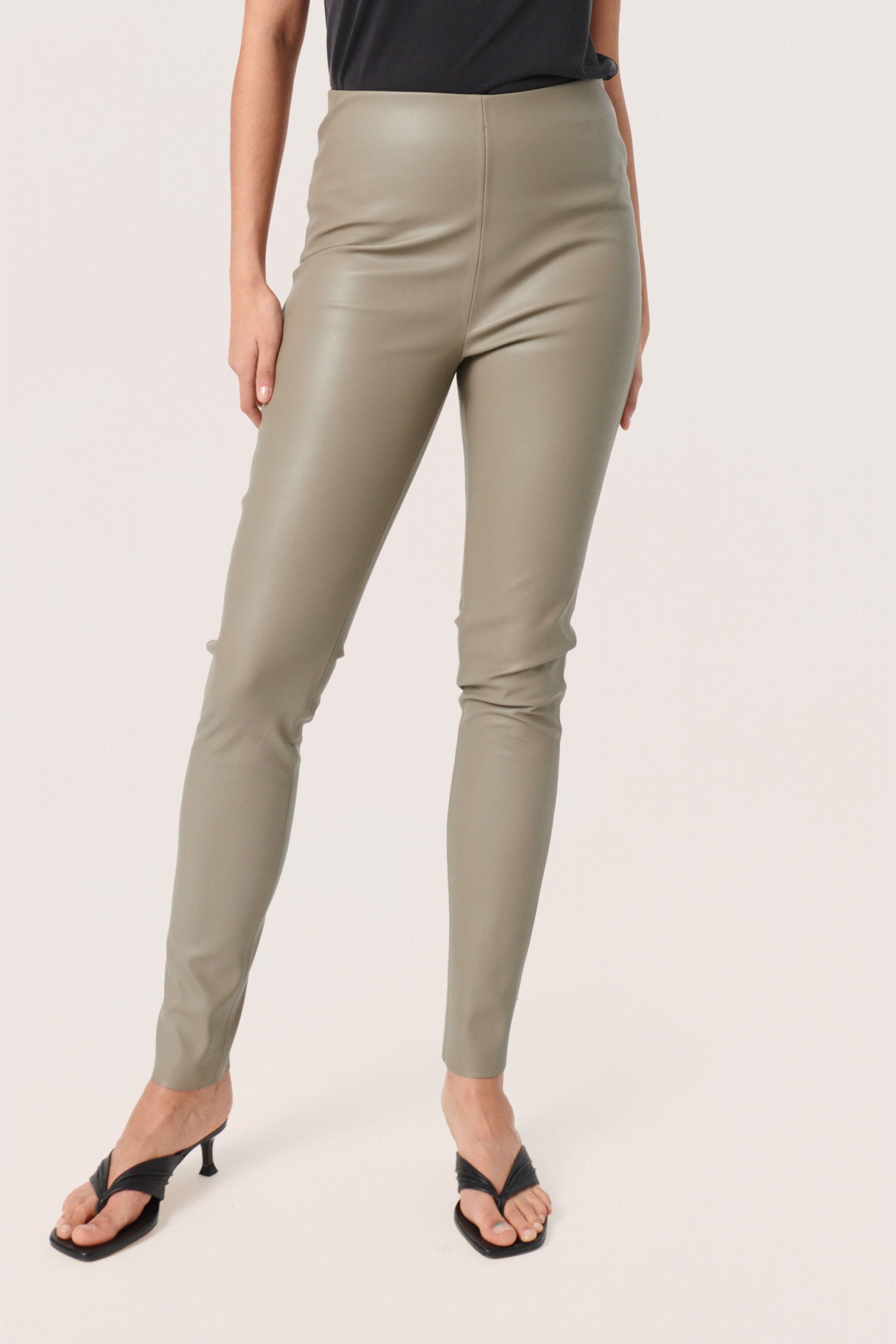 SOAKED IN LUXURY Leggings »Leggings SLKaylee«