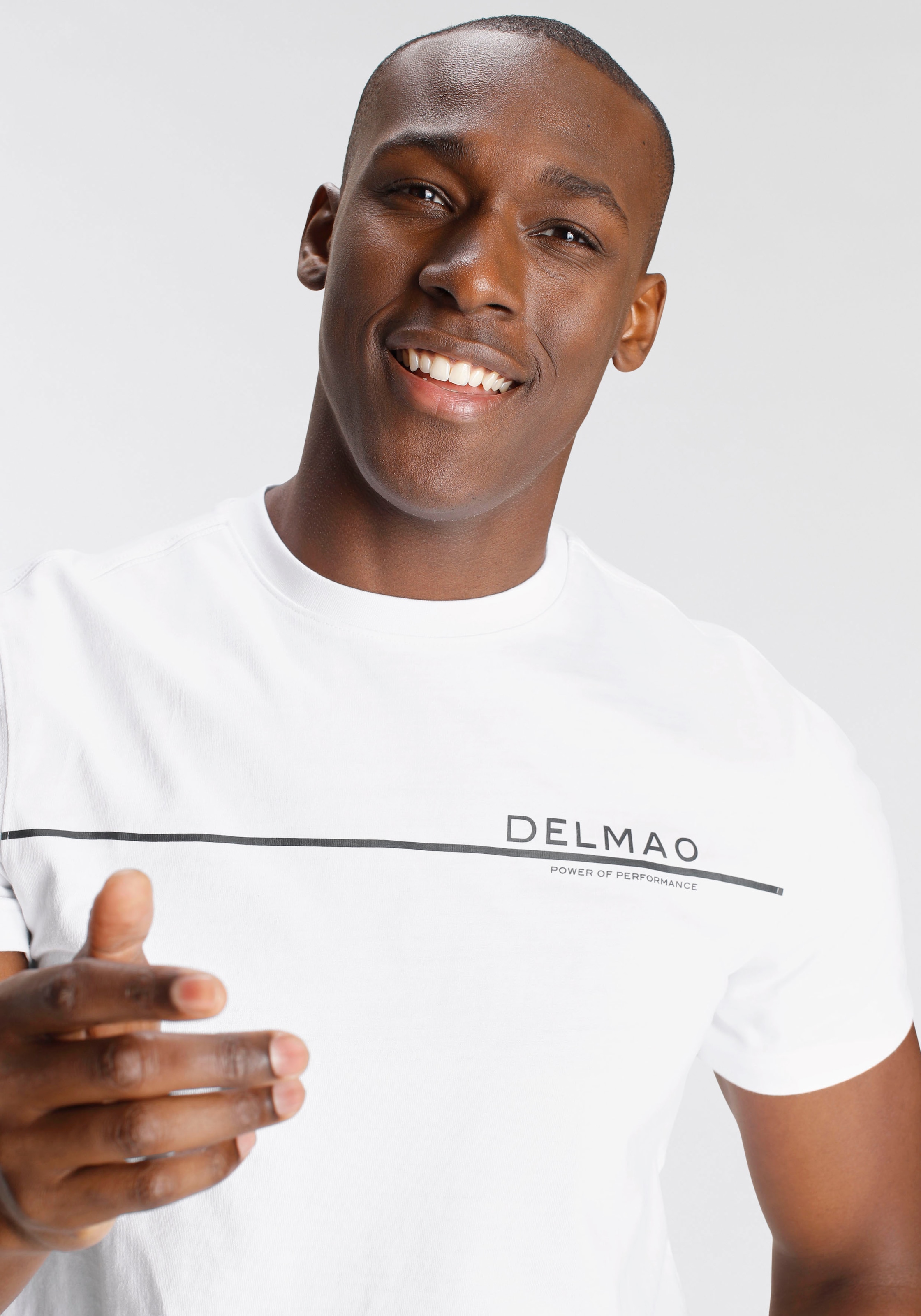 DELMAO T-Shirt, Kurzarm, mit coolem Print, Rundhalsausschnitt, aus 100% Baumwolle