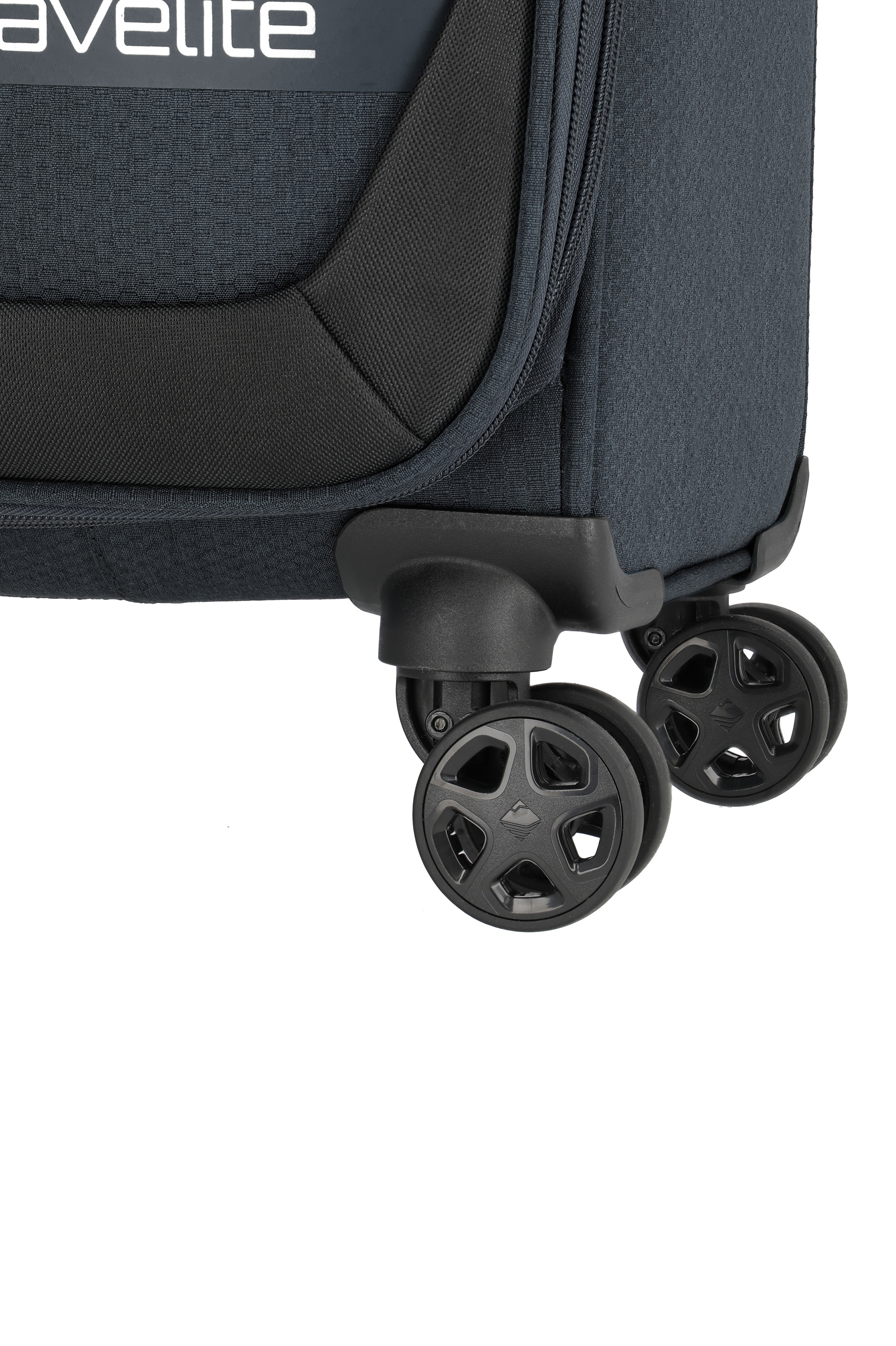 travelite Trolley »KICK OFF Reisekoffer« 69 l 4 Rollen 4 Doppelrollen, Außentaschen und Packgurte – leicht und robust