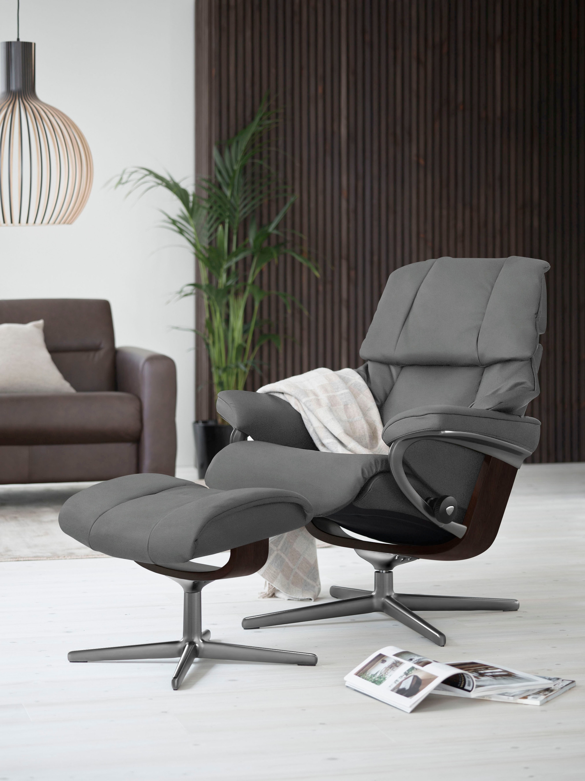Stressless® Relaxsessel »Reno«, mit Cross Base, Größe S, M & L, Holzakzent günstig online kaufen