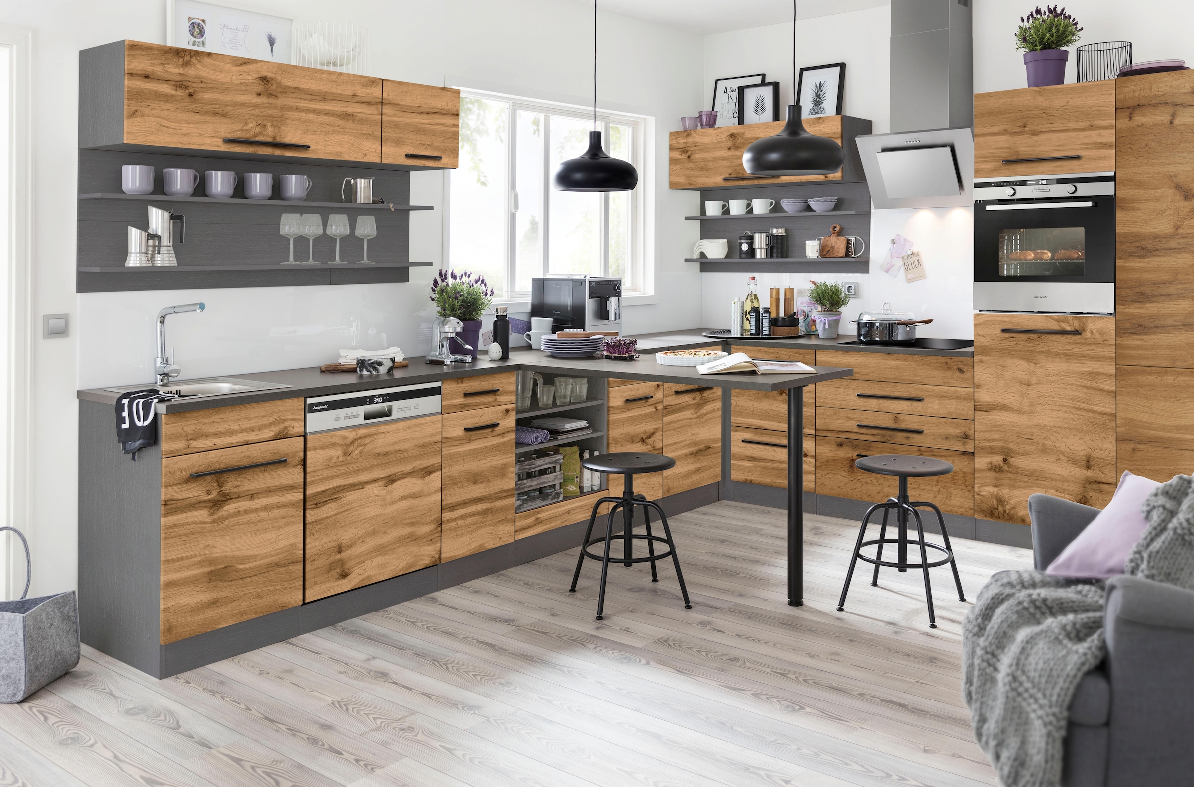 KOCHSTATION Backofenumbauschrank »KS-Tulsa« 60 cm breit, 200 cm hoch, für Einbaubackofen, schwarze Metallgriffe