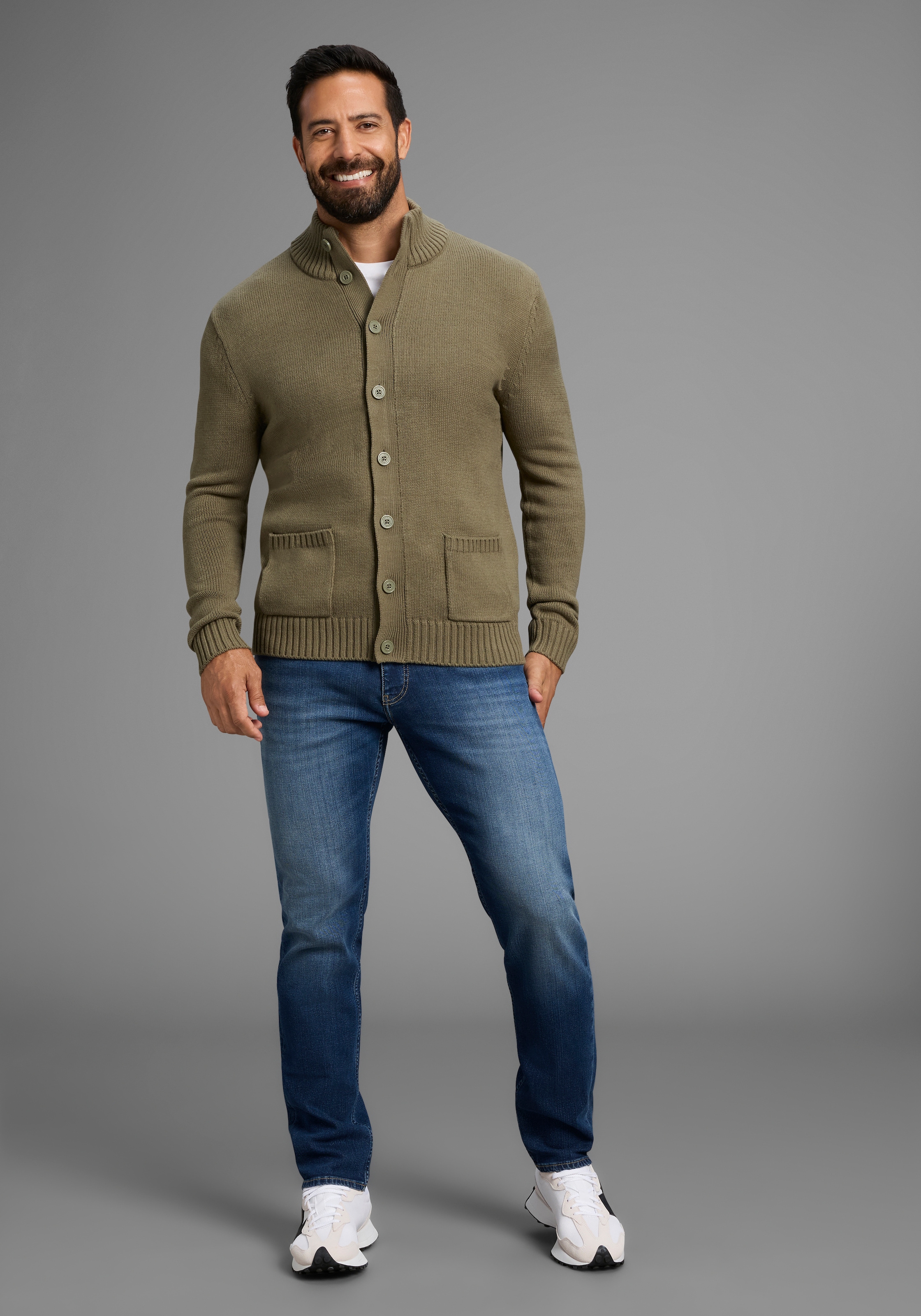 Man's World Strickjacke »Neue Kollektion!«, mit Taschen