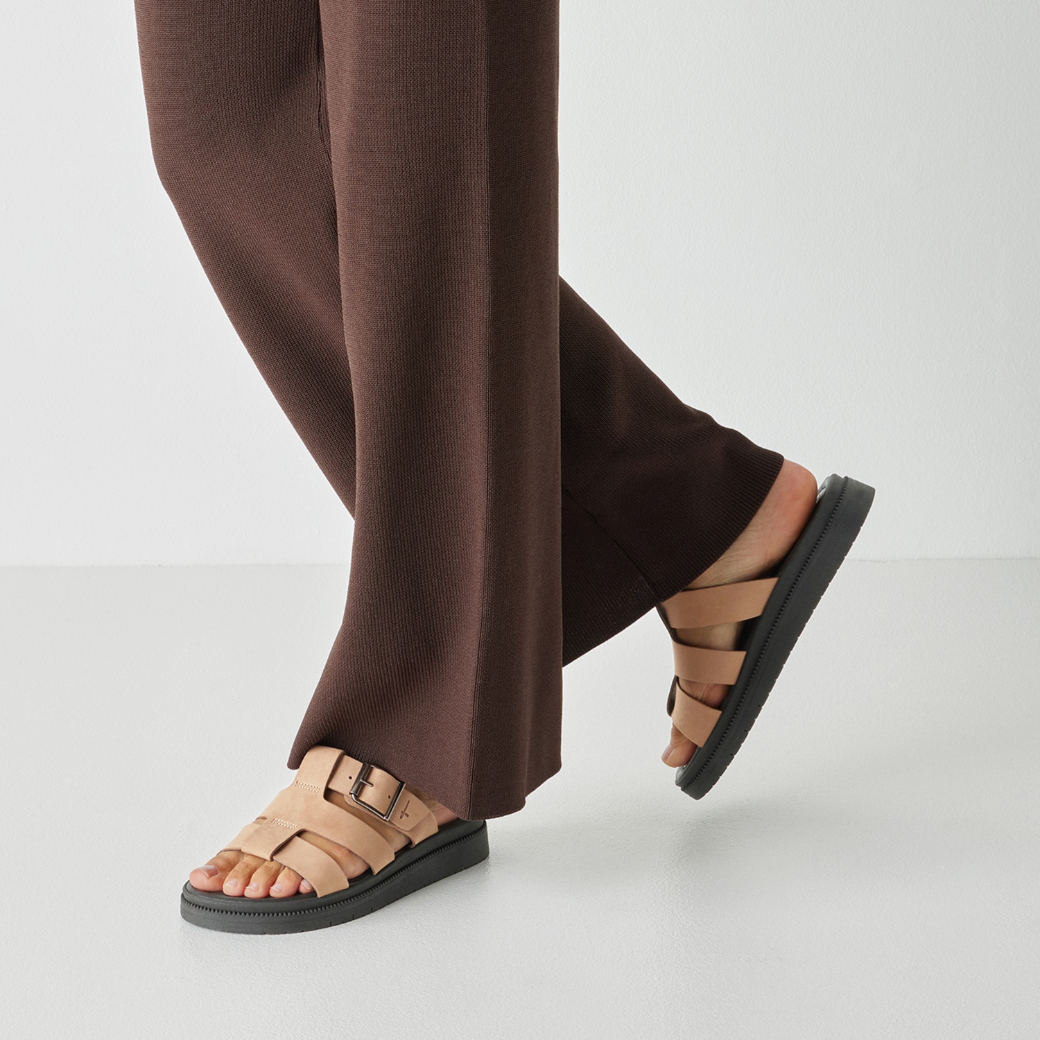 Tamaris Pantolette  Schlupfschuh, Sommerschuh mit regulierbarem Schnallenverschluss