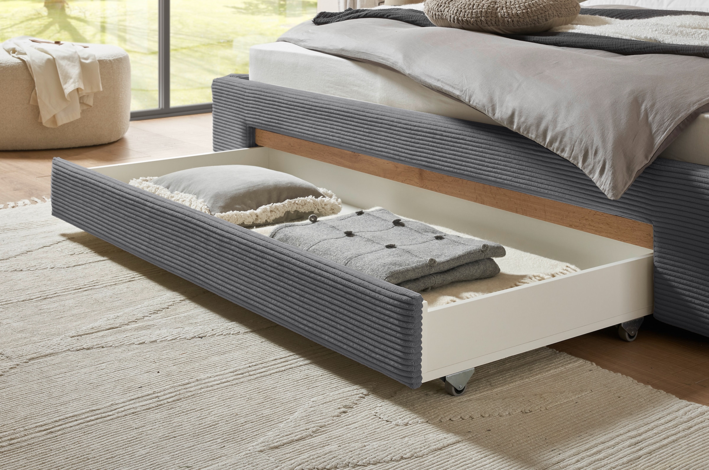 INOSIGN Polsterbett »CiTY/GiRON, Bettgestell mit Bettkasten, gepolstertes Stauraumbett«, mit Hundebett oder Stauraumschublade, Bezug Cord-oder Leinenoptik
