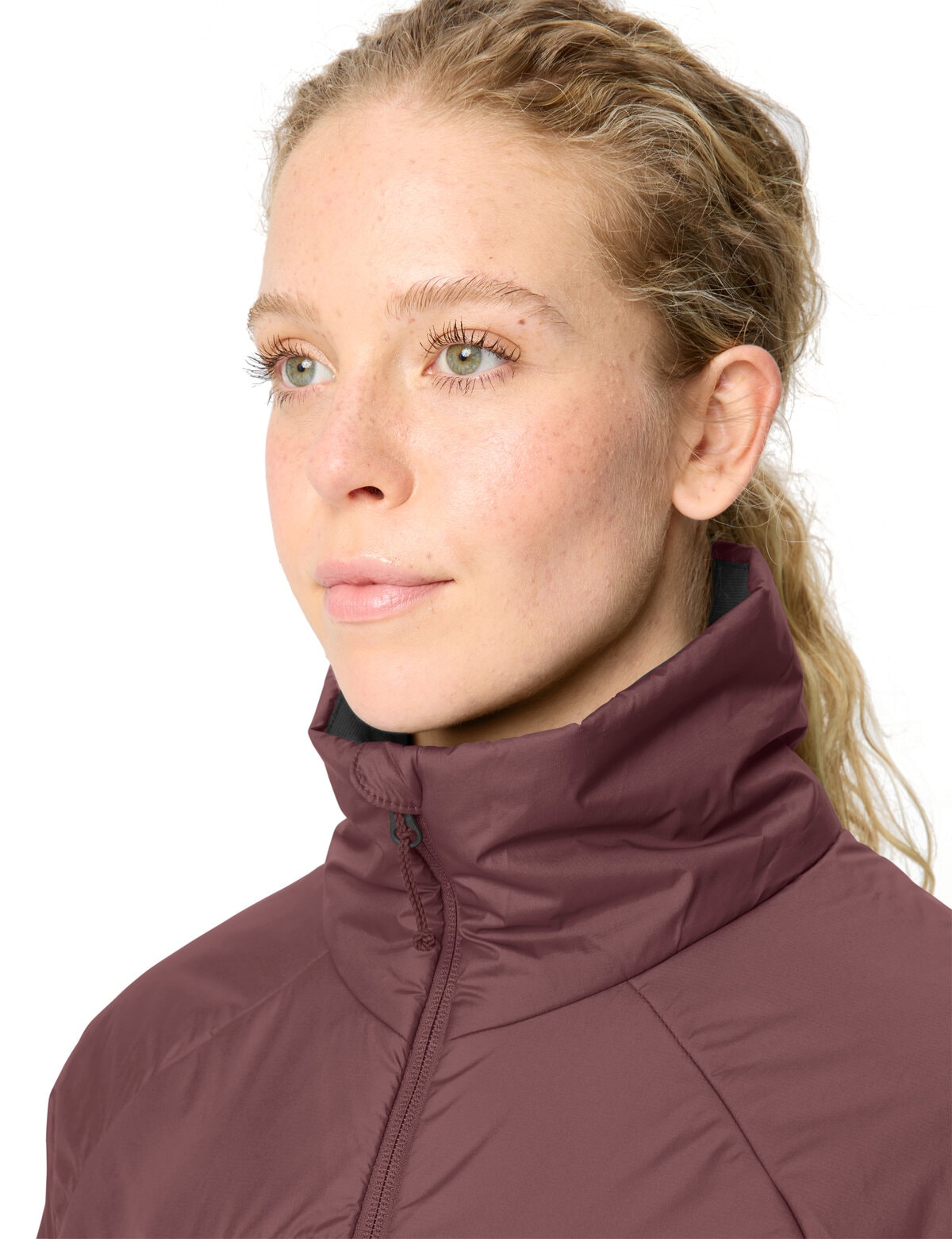 VAUDE Fahrradjacke »WOMEN'S WINTRY INSULATION JACKET« sportlicher Stil, mit PrimaLoft®-Wattierung, hoher Stehkragen