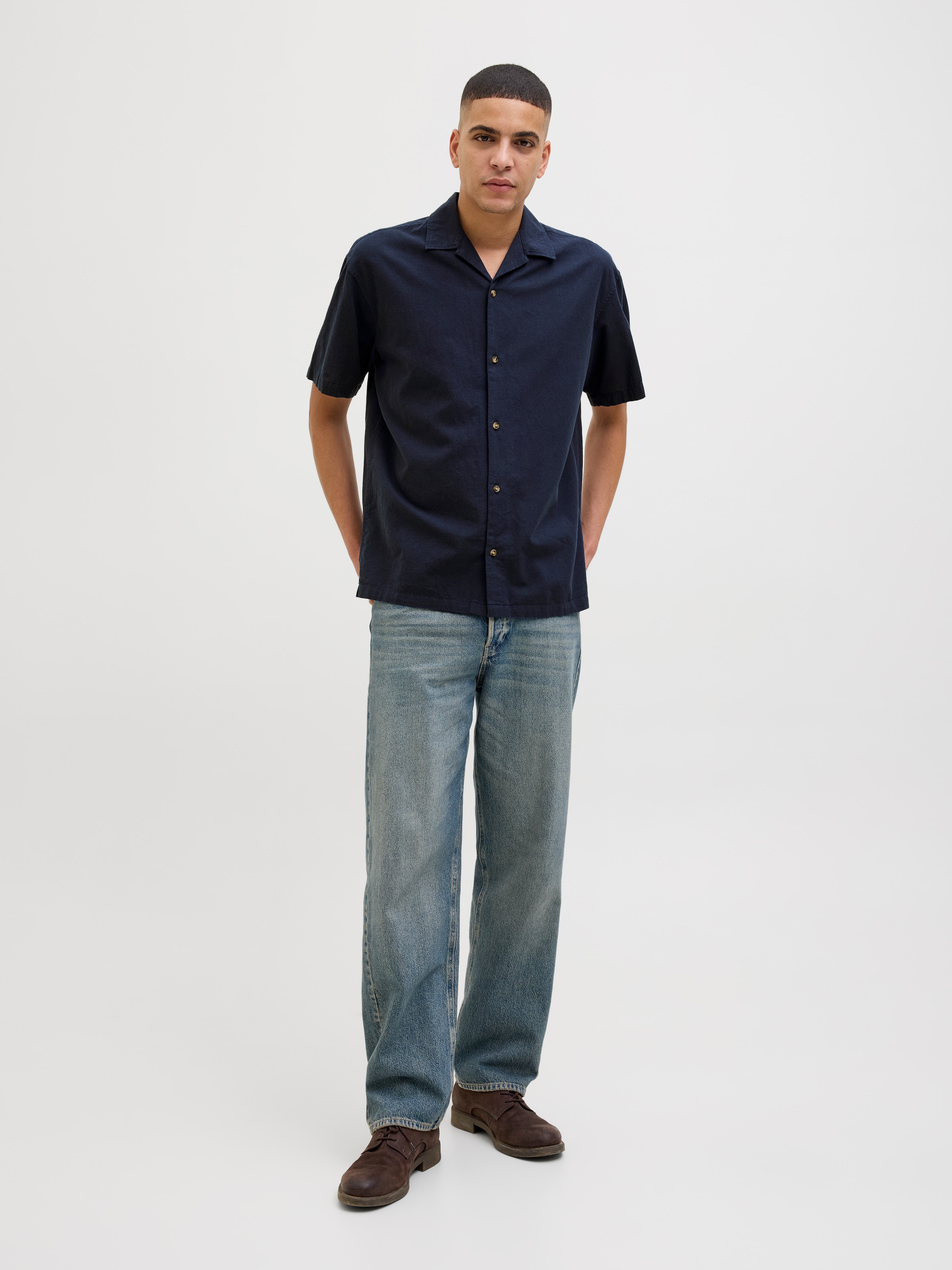 Jack & Jones Kurzarmhemd »JJESUMMER RESORT SHIRT SS SN«, mit Resort Kragen