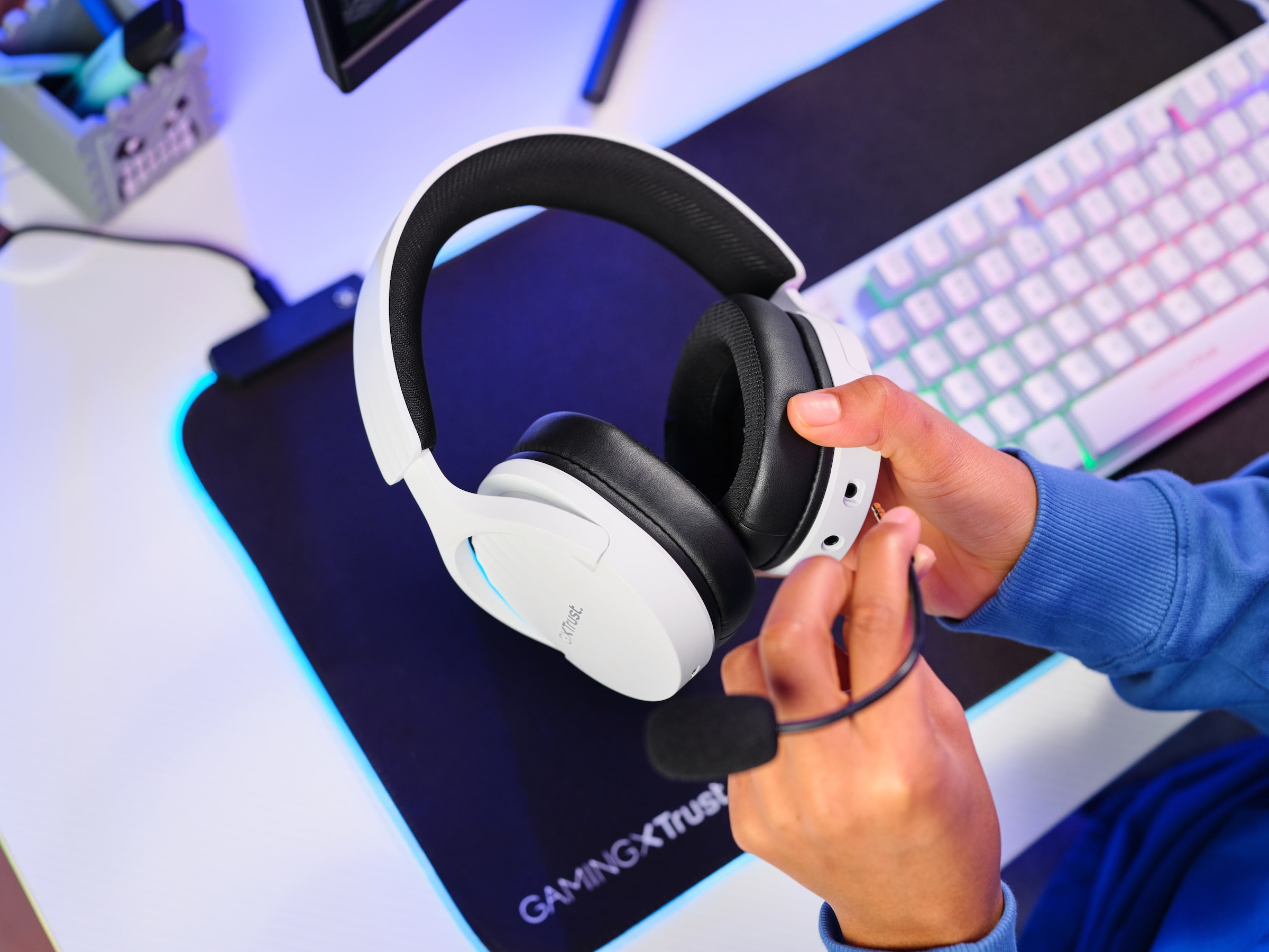 Trust Gaming-Headset »GXT491 Fayzo«, A2DP Bluetooth, Mikrofon abnehmbar-Noise-Cancelling