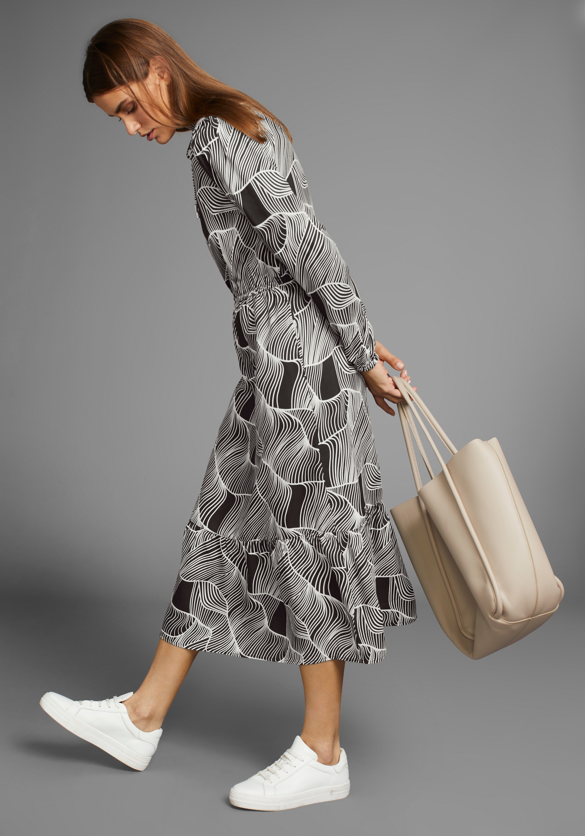 HECHTER PARIS Midikleid Außentasche mit modischen Print