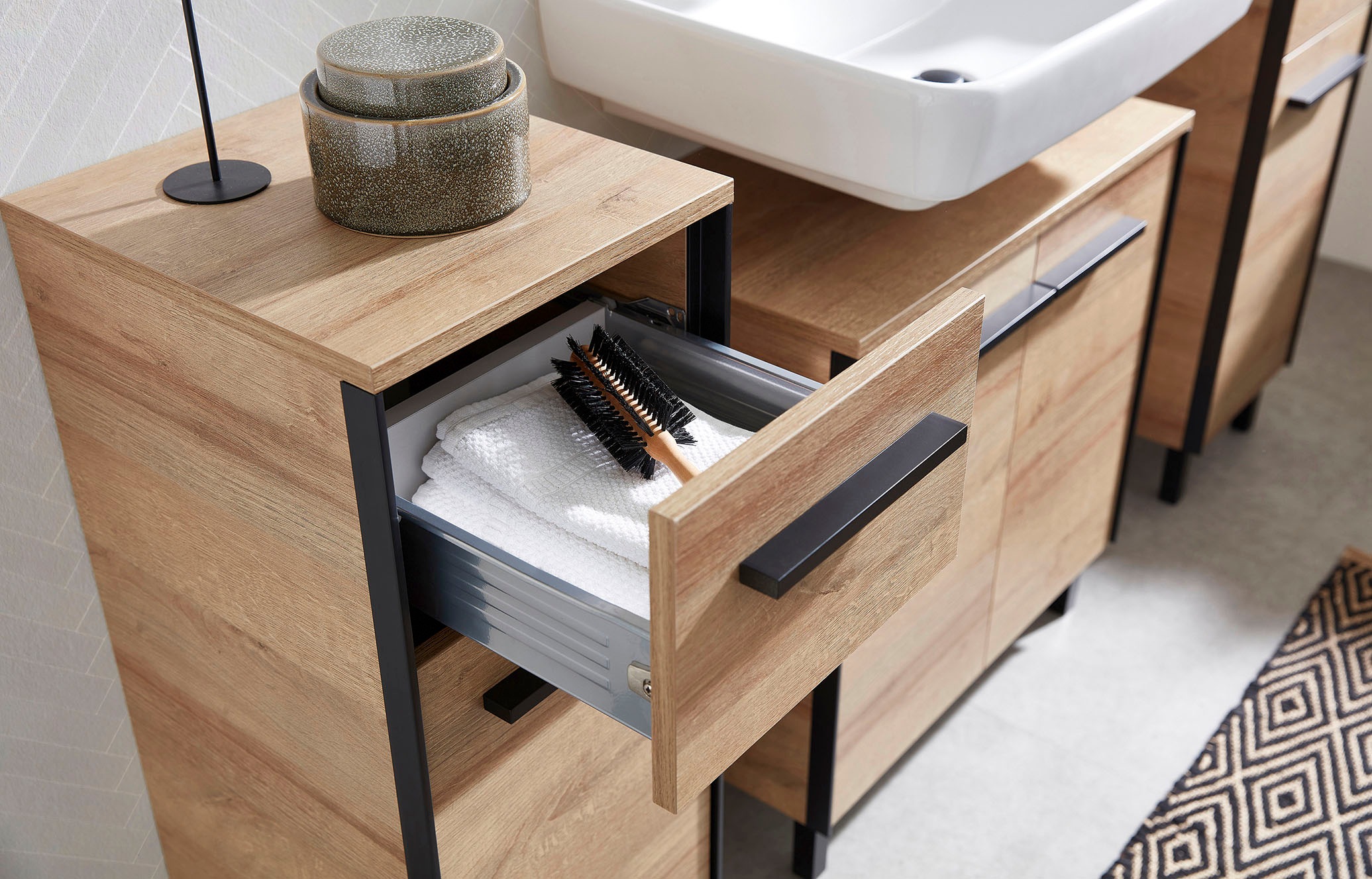 Saphir Badmöbel-Set »Quickset 395 5-teilig, Waschbeckenunterschrank mit LED-Spiegelschrank«, (5 St.), Unterschrank, Hängeschrank, Midischrank, inkl. Türdämpfer, 7 Türen
