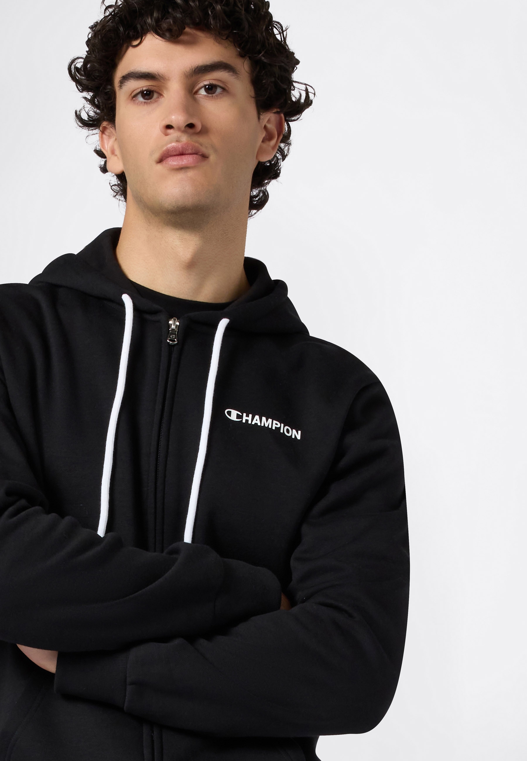 Champion Kapuzensweatjacke »Graphic Full Zip Hoodie« mit Kapuze, für Alltag, aus Baumwolle und Polyester
