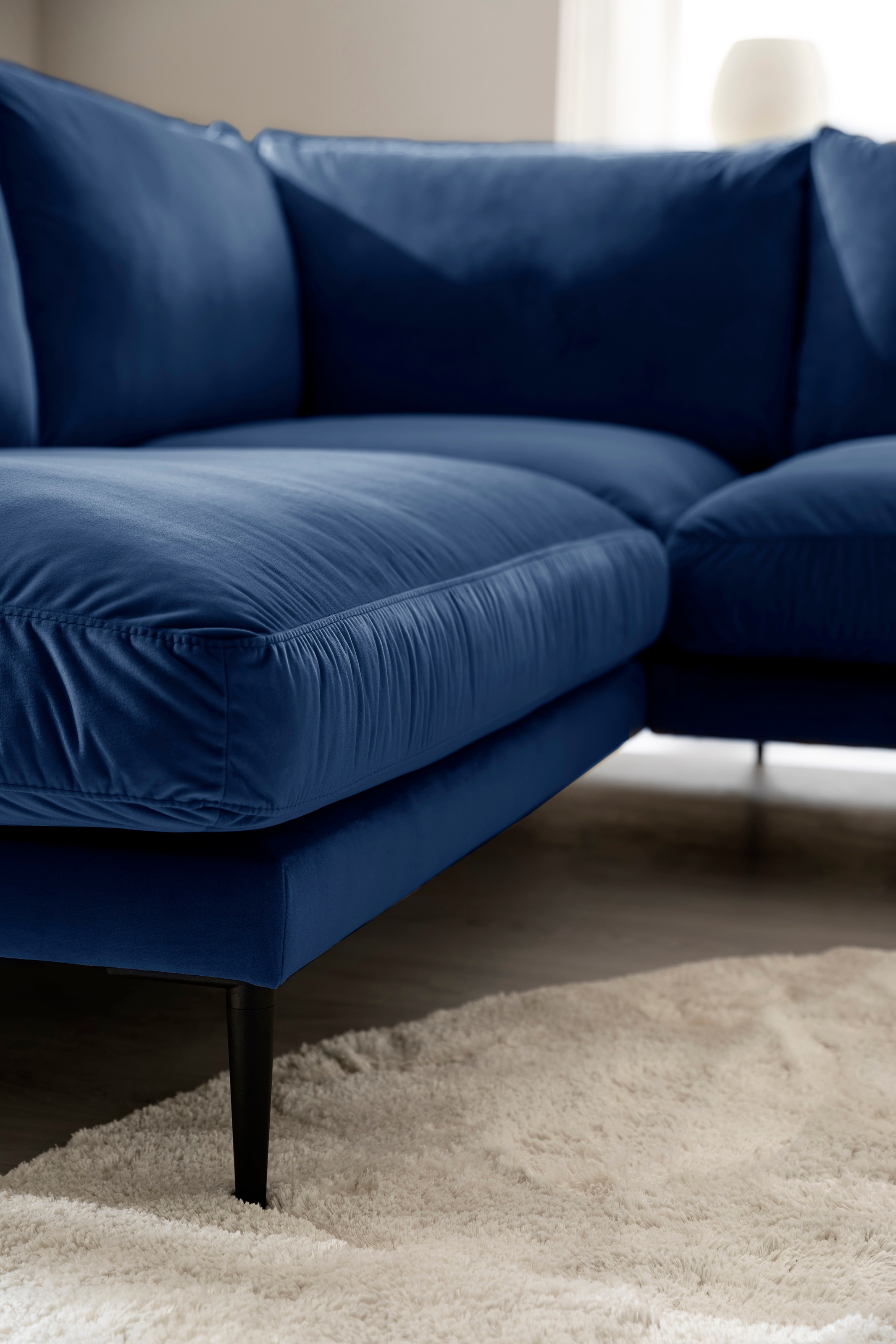 Trends by HG Polsterecke »Svea L-Form«, Ottomane rechts oder links, mit Metallfuß, frei im Raum stellbar