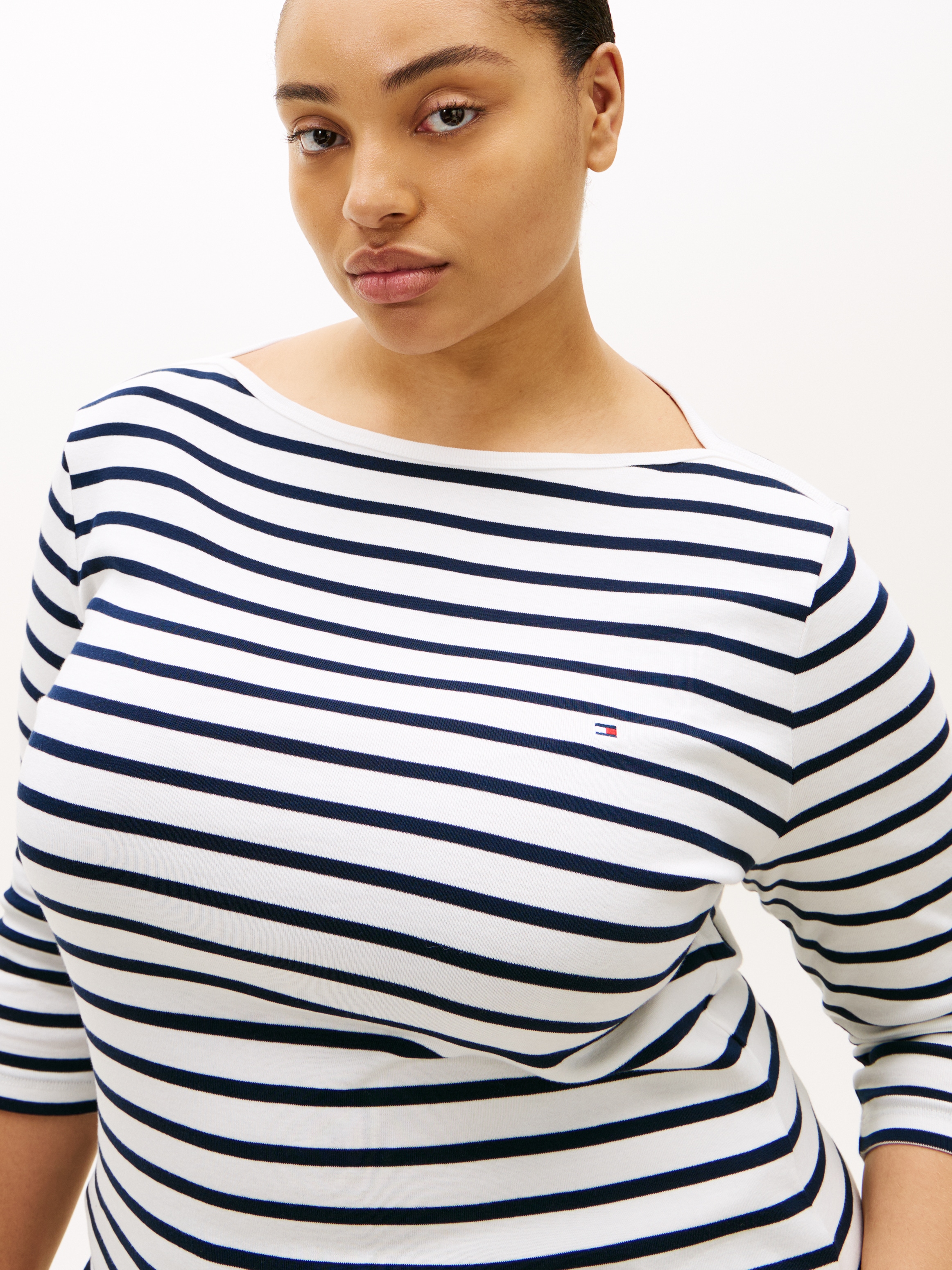 Tommy Hilfiger Curve T-Shirt »CRV SLIM CODY BOAT-NK 3/4SLV« in Großen Größen, 3/4 Ärmel, Logostickerei