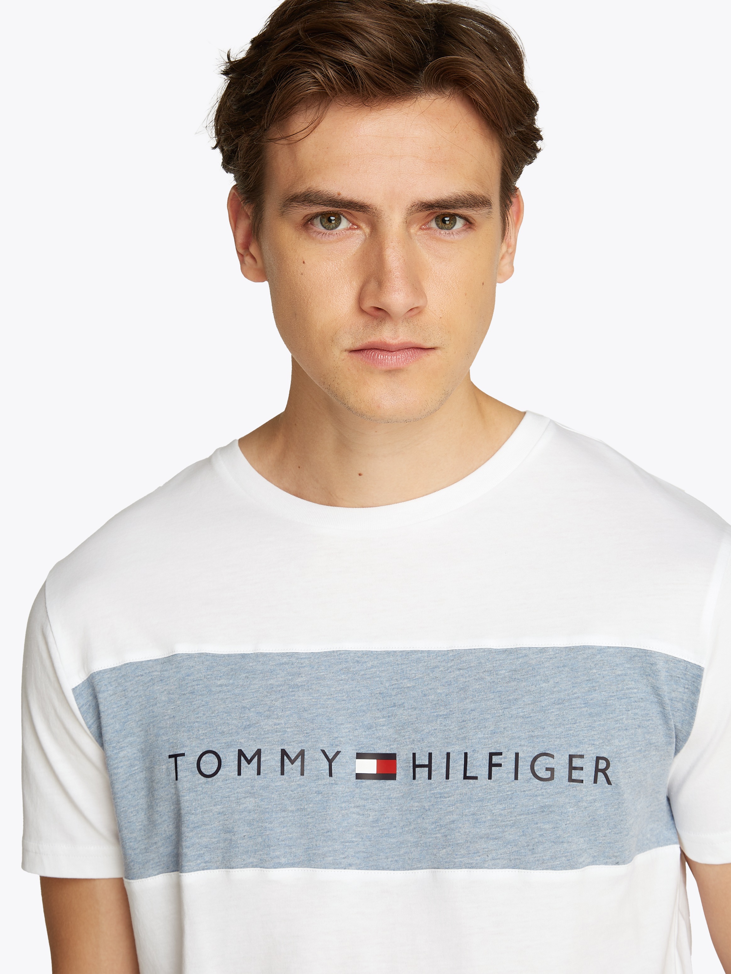 Tommy Hilfiger Underwear T-Shirt »SS T-SHIRT BLOCK LOGO« mit Farbeinsatz, mit Logoschriftzug