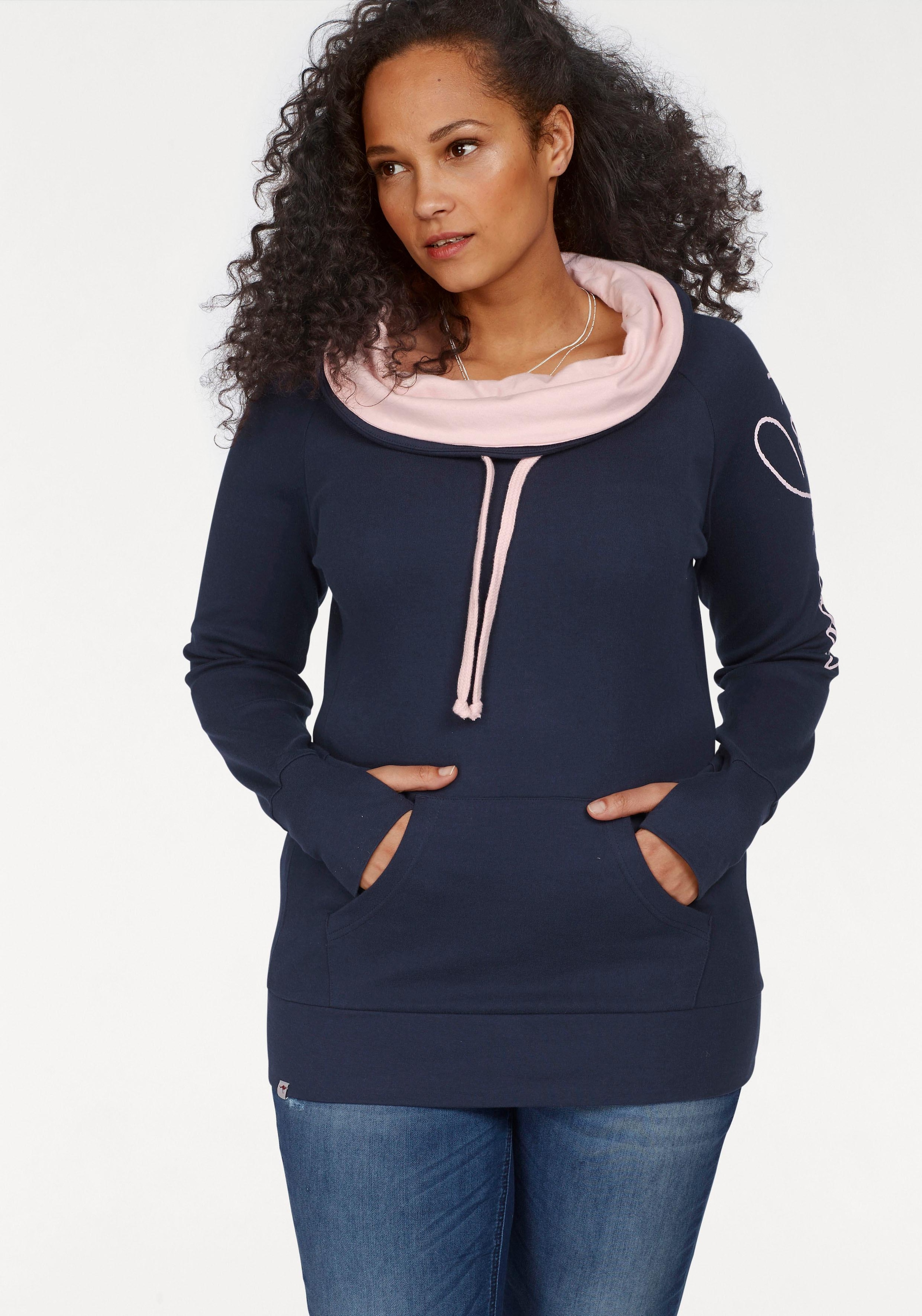 KangaROOS Longsweatshirt, figurbetonter Schnitt, mit stylischem Logodruck